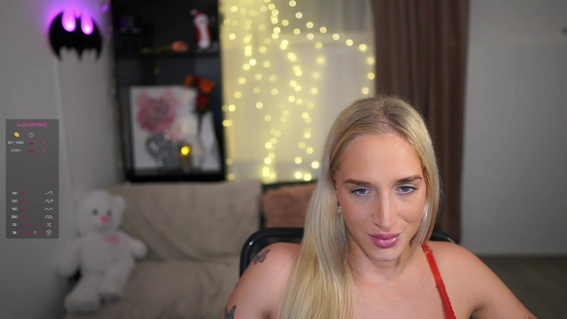 Gallery image thumbnail from NicoletteShea's myfreecams stream on, 12/27/2023, 22:52 image 15 of 20