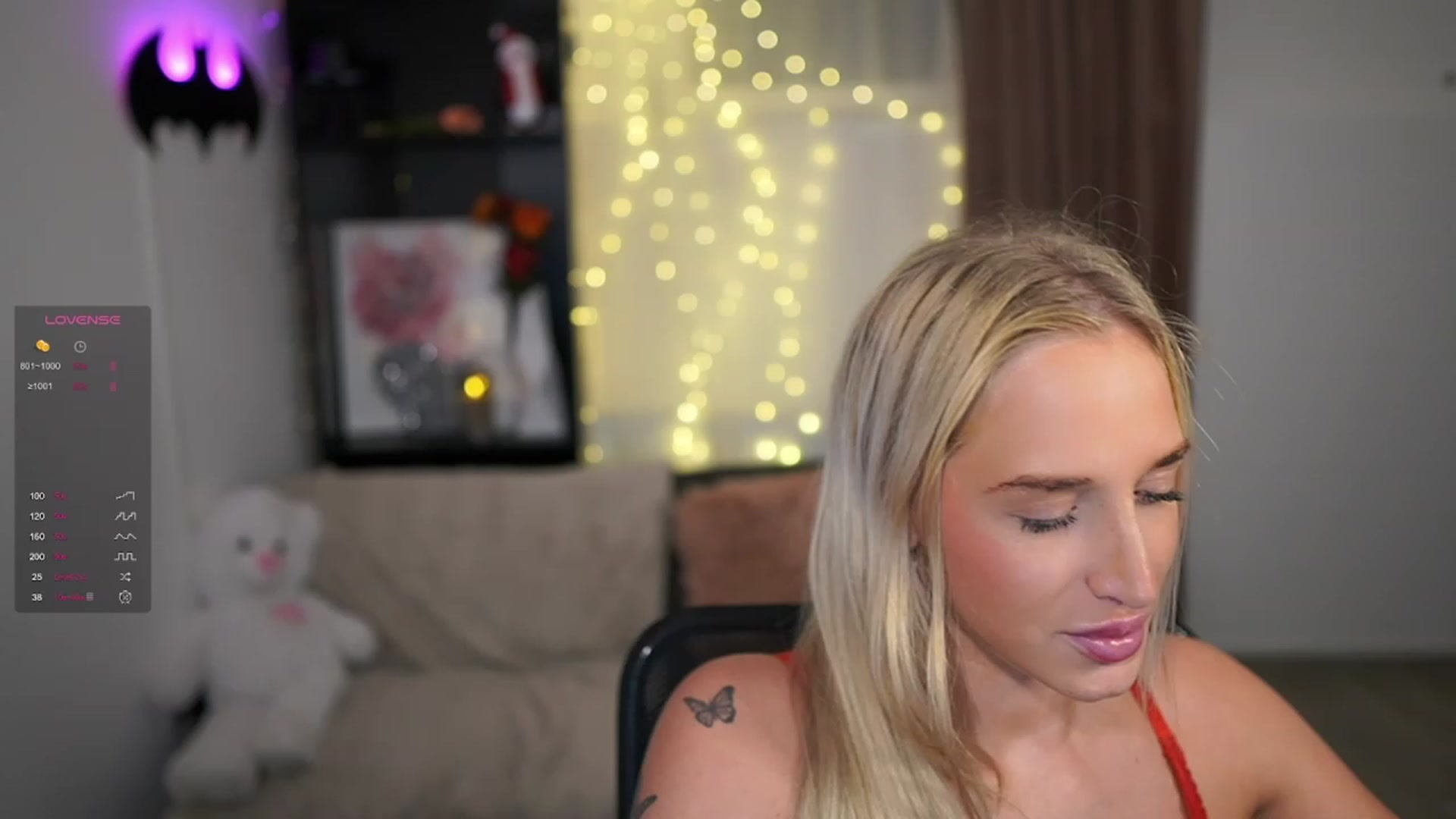 Gallery image thumbnail from NicoletteShea's myfreecams stream on, 12/27/2023, 22:52 image 12 of 20