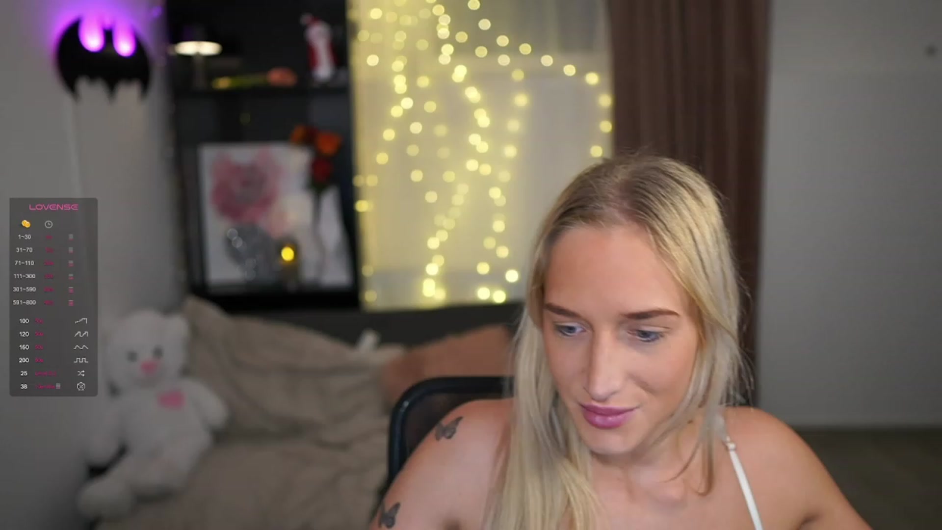 Gallery image thumbnail from NicoletteShea's myfreecams stream on, 12/29/2023, 10:04 image 11 of 20