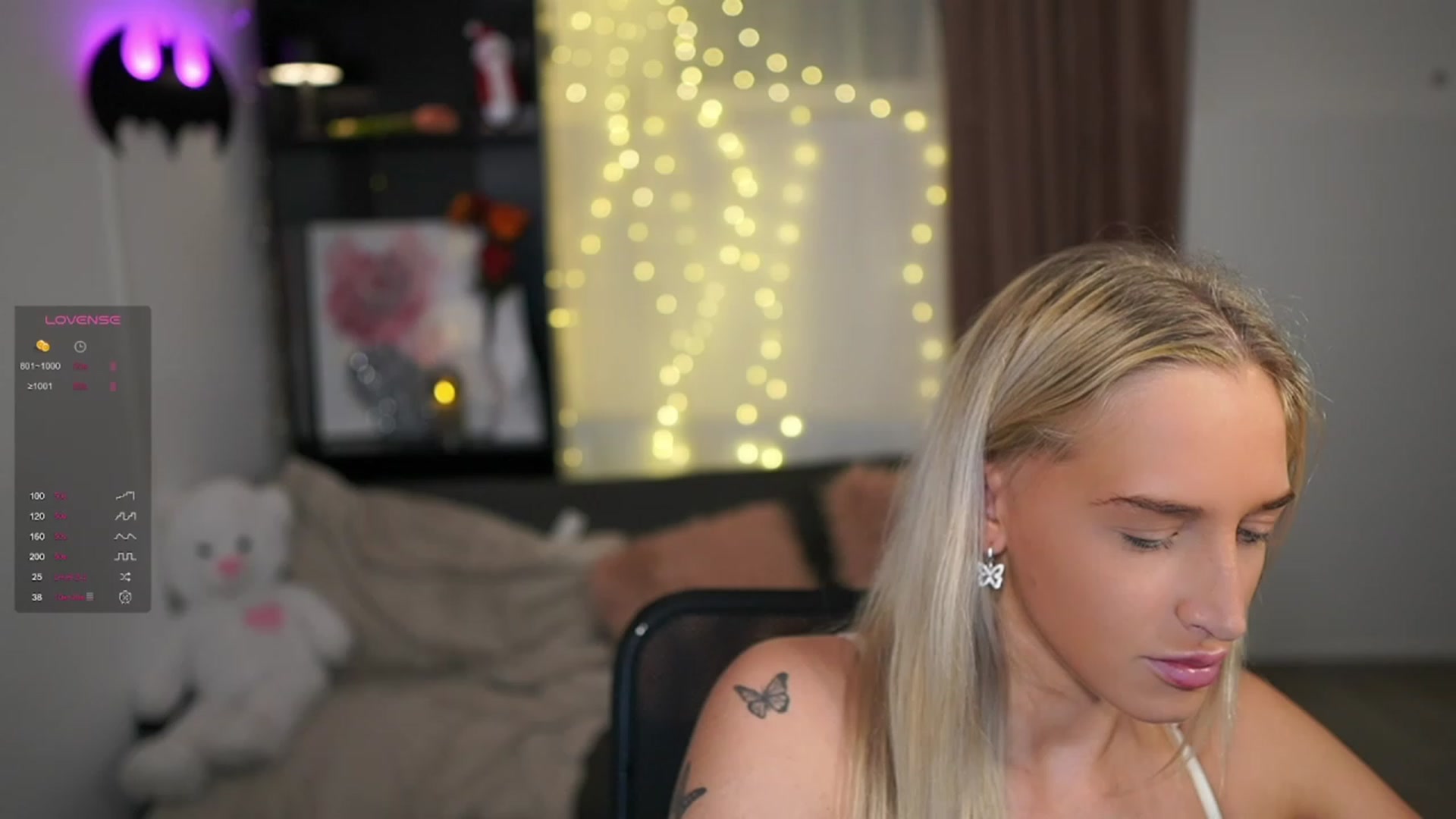 Gallery image thumbnail from NicoletteShea's myfreecams stream on, 12/29/2023, 10:04 image 16 of 20