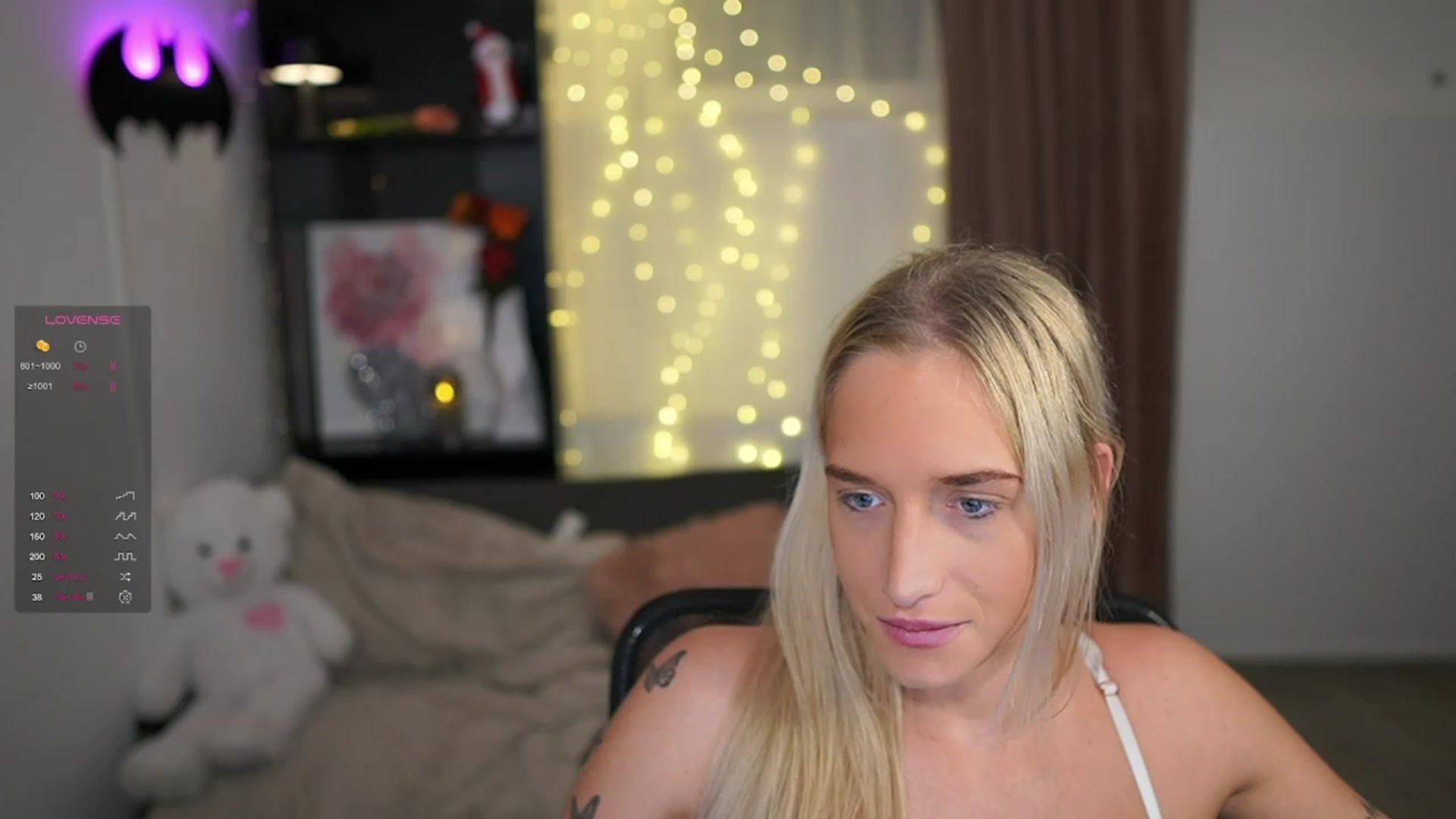 Gallery image thumbnail from NicoletteShea's myfreecams stream on, 12/29/2023, 10:04 image 20 of 20