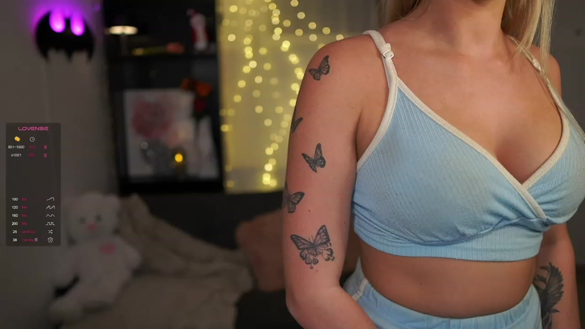 Gallery image thumbnail from NicoletteShea's myfreecams stream on, 12/29/2023, 10:59 image 11 of 20