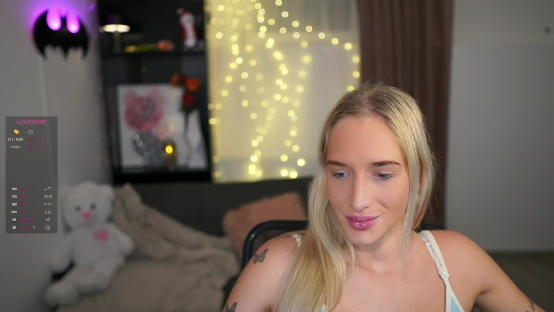 Gallery image thumbnail from NicoletteShea's myfreecams stream on, 12/29/2023, 10:59 image 2 of 20