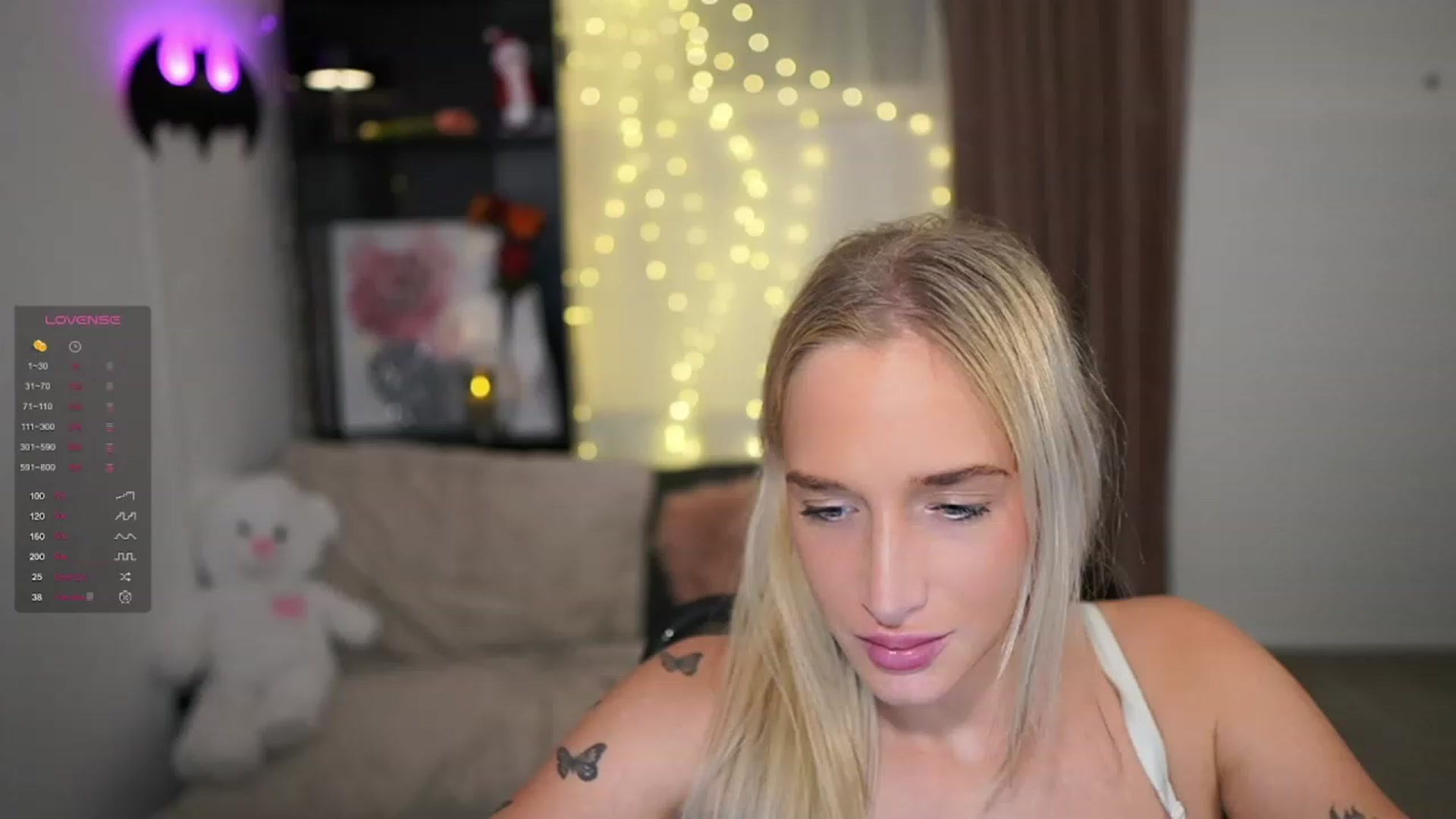 Gallery image thumbnail from NicoletteShea's myfreecams stream on, 12/29/2023, 21:08 image 15 of 20
