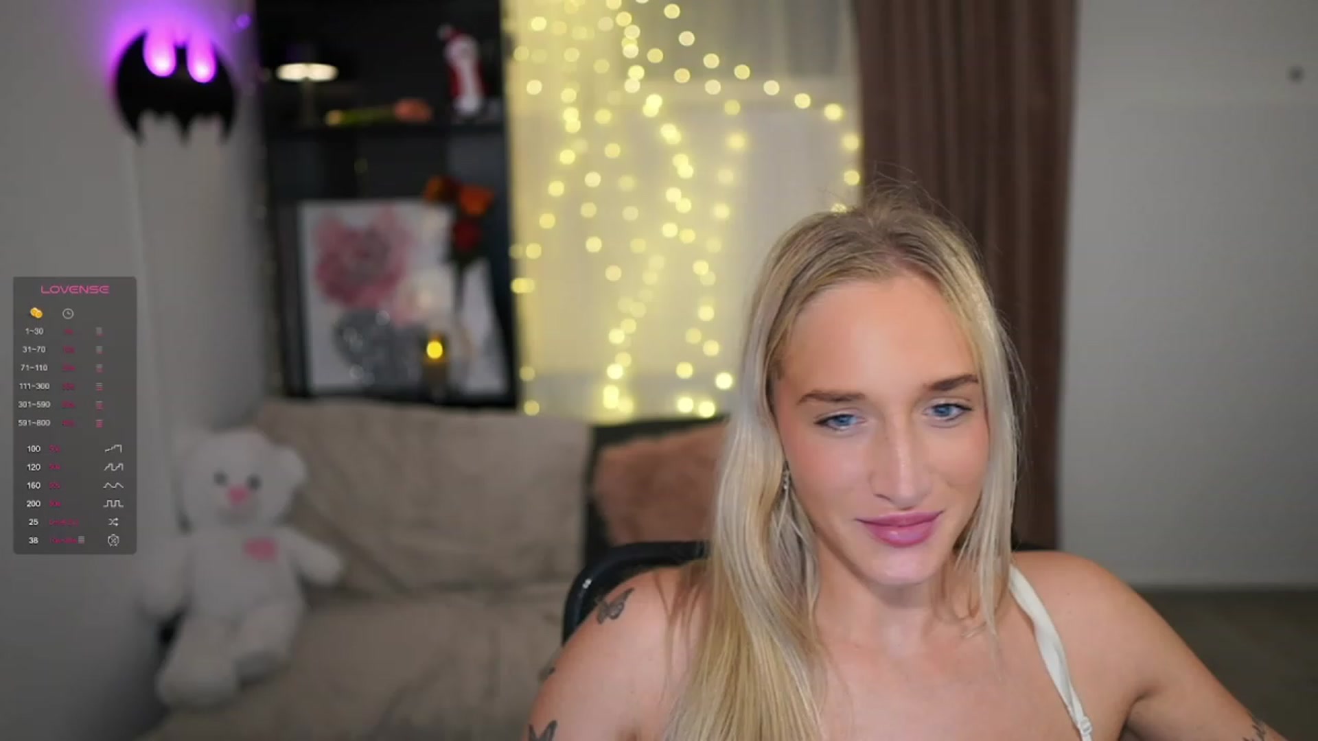 Gallery image thumbnail from NicoletteShea's myfreecams stream on, 12/29/2023, 21:08 image 20 of 20