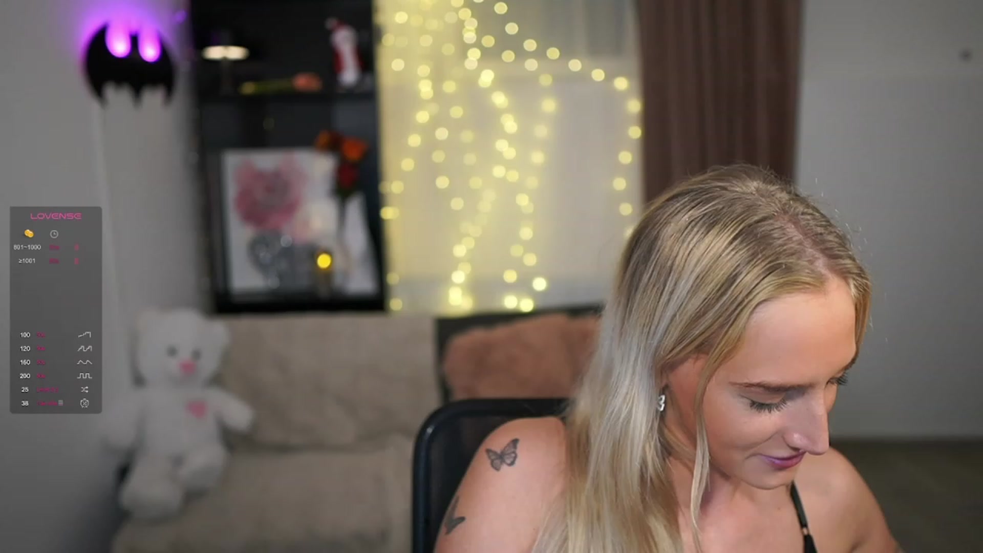 Gallery image thumbnail from NicoletteShea's myfreecams stream on, 12/30/2023, 09:47 image 16 of 20