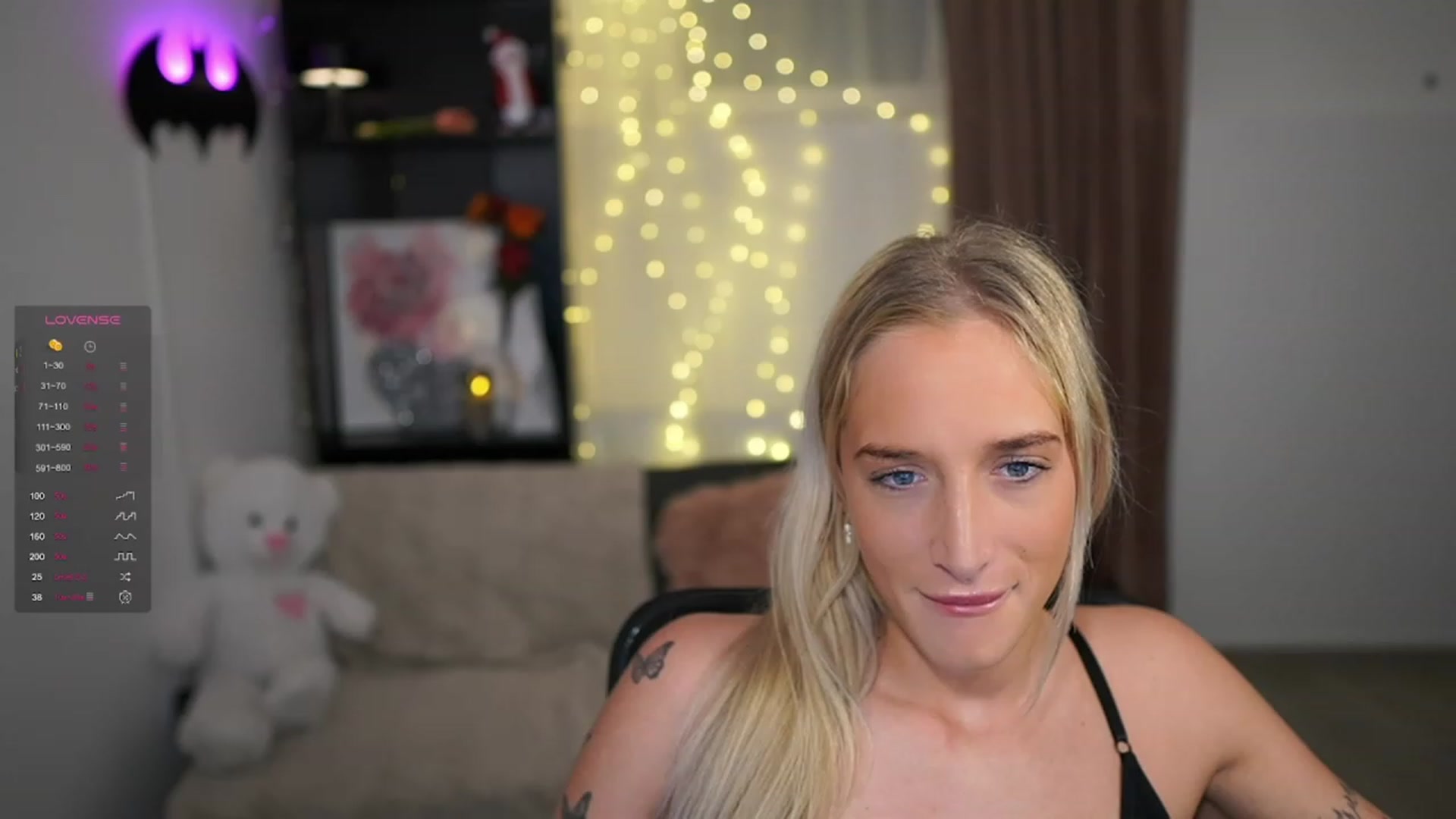 Gallery image thumbnail from NicoletteShea's myfreecams stream on, 12/30/2023, 09:47 image 12 of 20