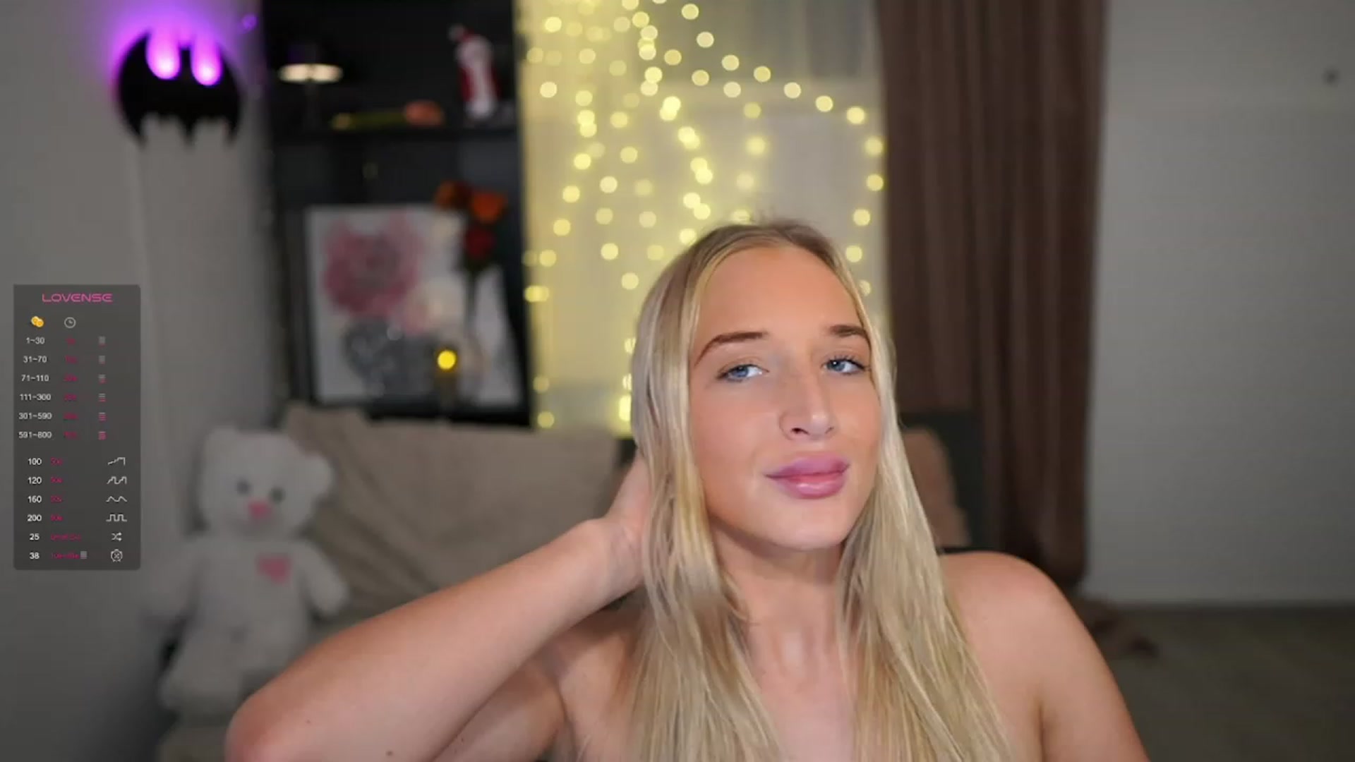 Gallery image thumbnail from NicoletteShea's myfreecams stream on, 12/30/2023, 13:58 image 2 of 20