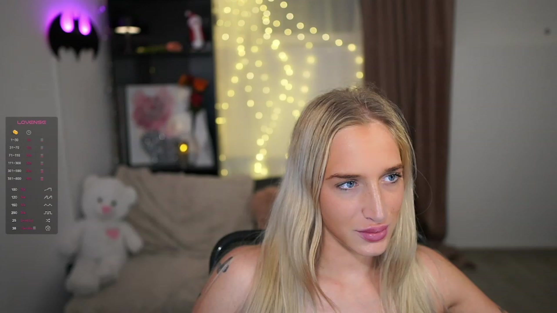 Gallery image thumbnail from NicoletteShea's myfreecams stream on, 12/30/2023, 13:58 image 1 of 20