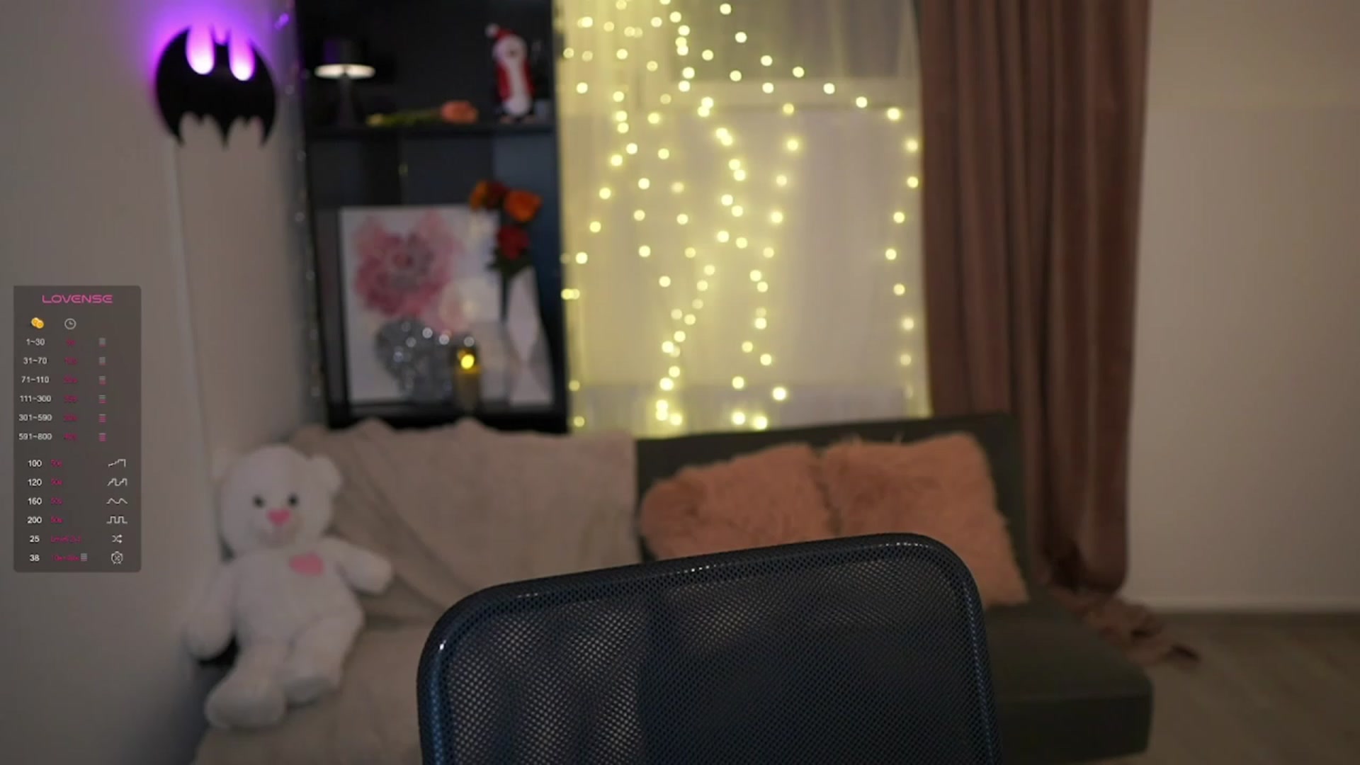 Gallery image thumbnail from NicoletteShea's myfreecams stream on, 12/30/2023, 20:51 image 15 of 20