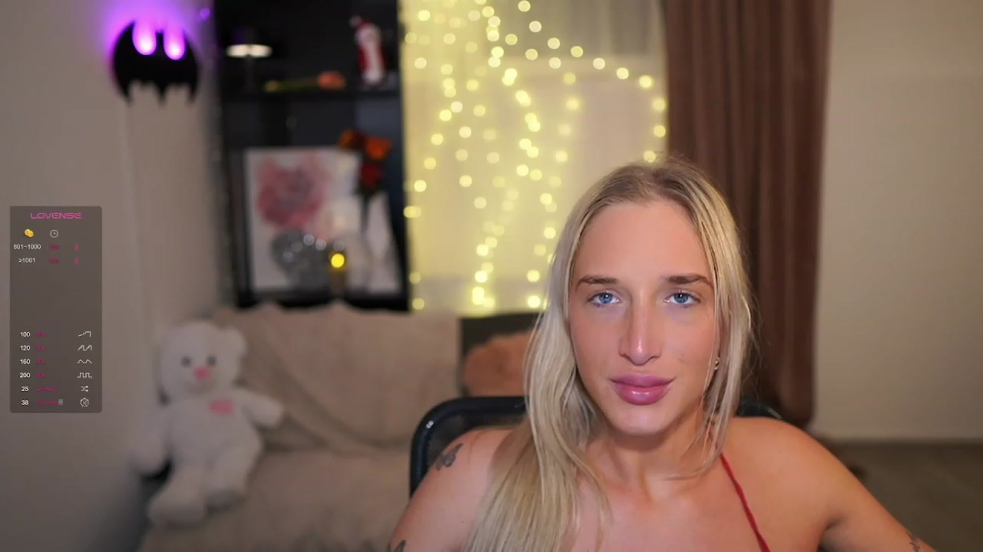 Gallery image thumbnail from NicoletteShea's myfreecams stream on, 12/30/2023, 20:51 image 18 of 20