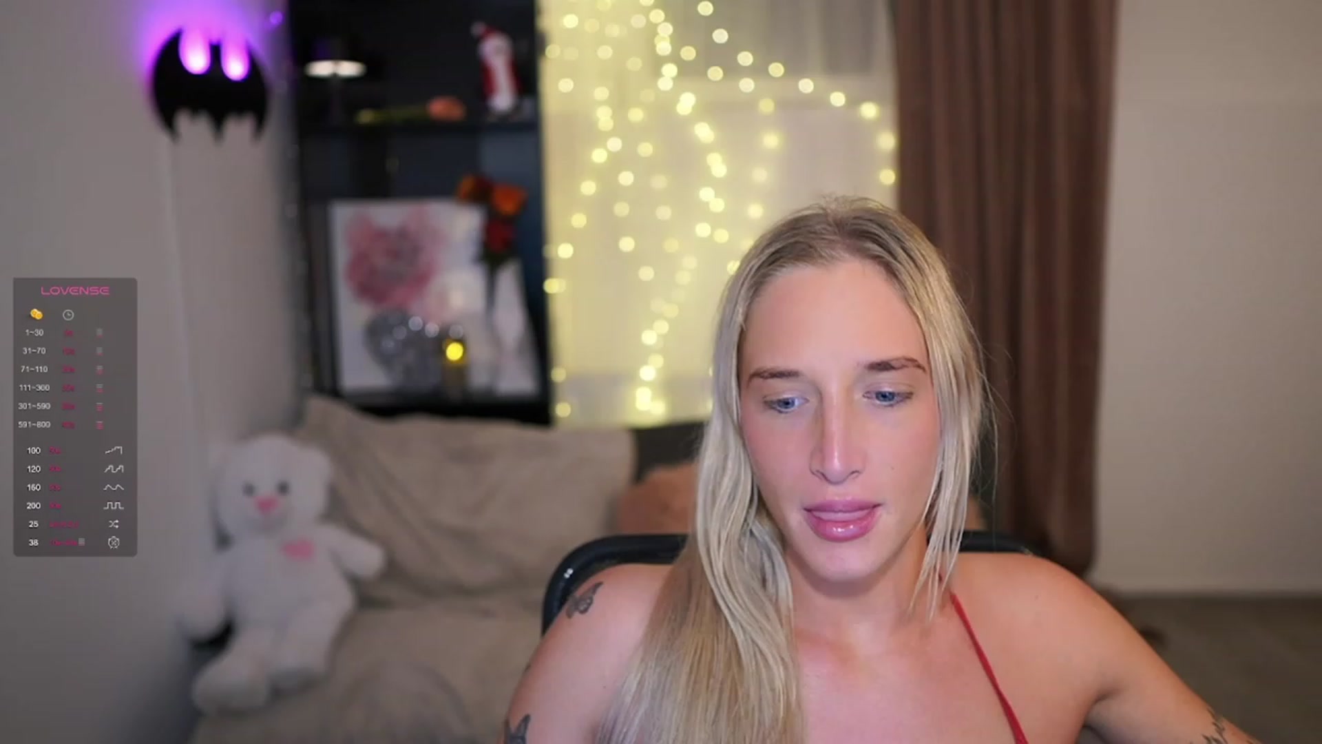 Gallery image thumbnail from NicoletteShea's myfreecams stream on, 12/30/2023, 21:59 image 17 of 20