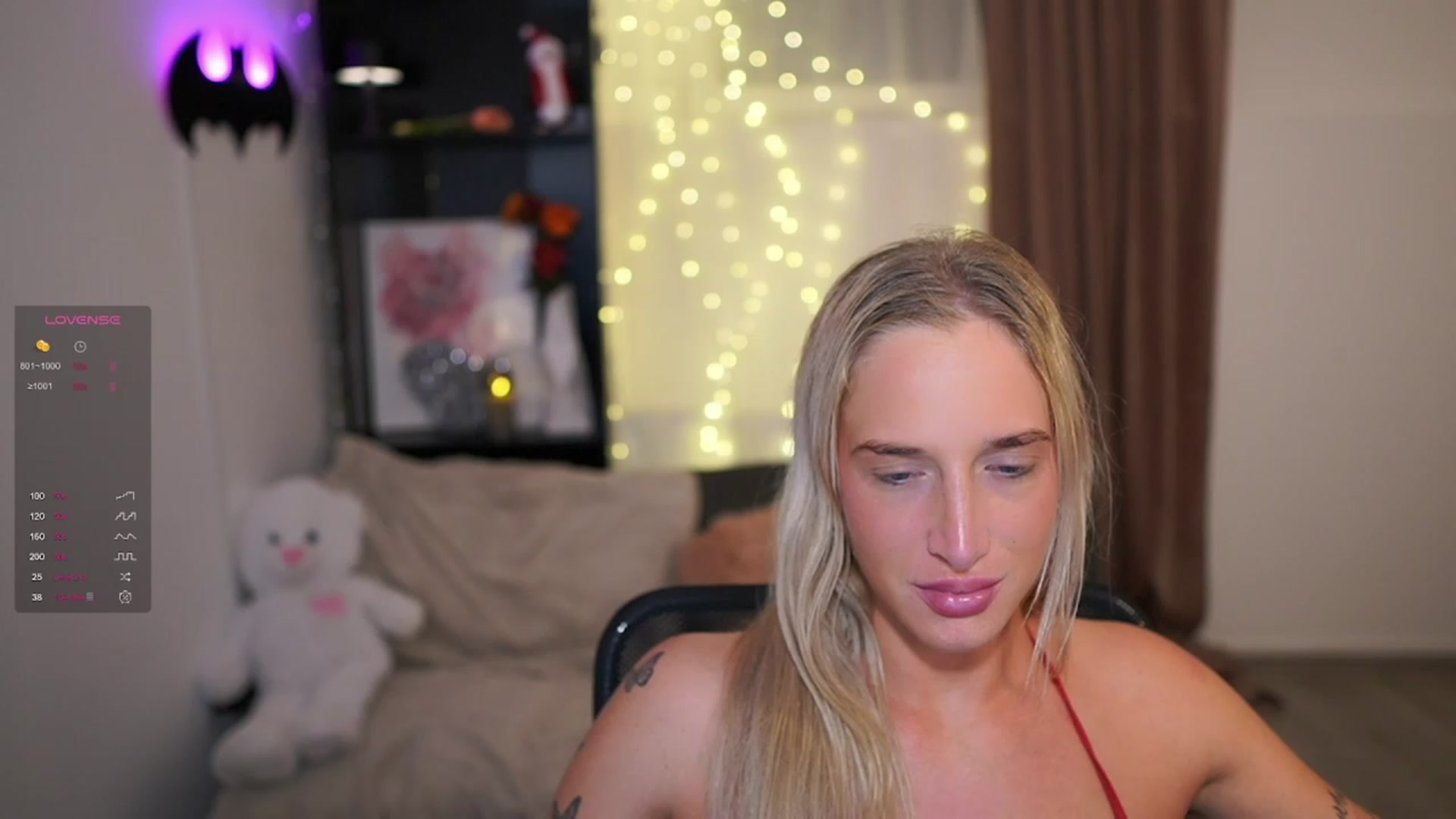 Gallery image thumbnail from NicoletteShea's myfreecams stream on, 12/30/2023, 21:59 image 18 of 20
