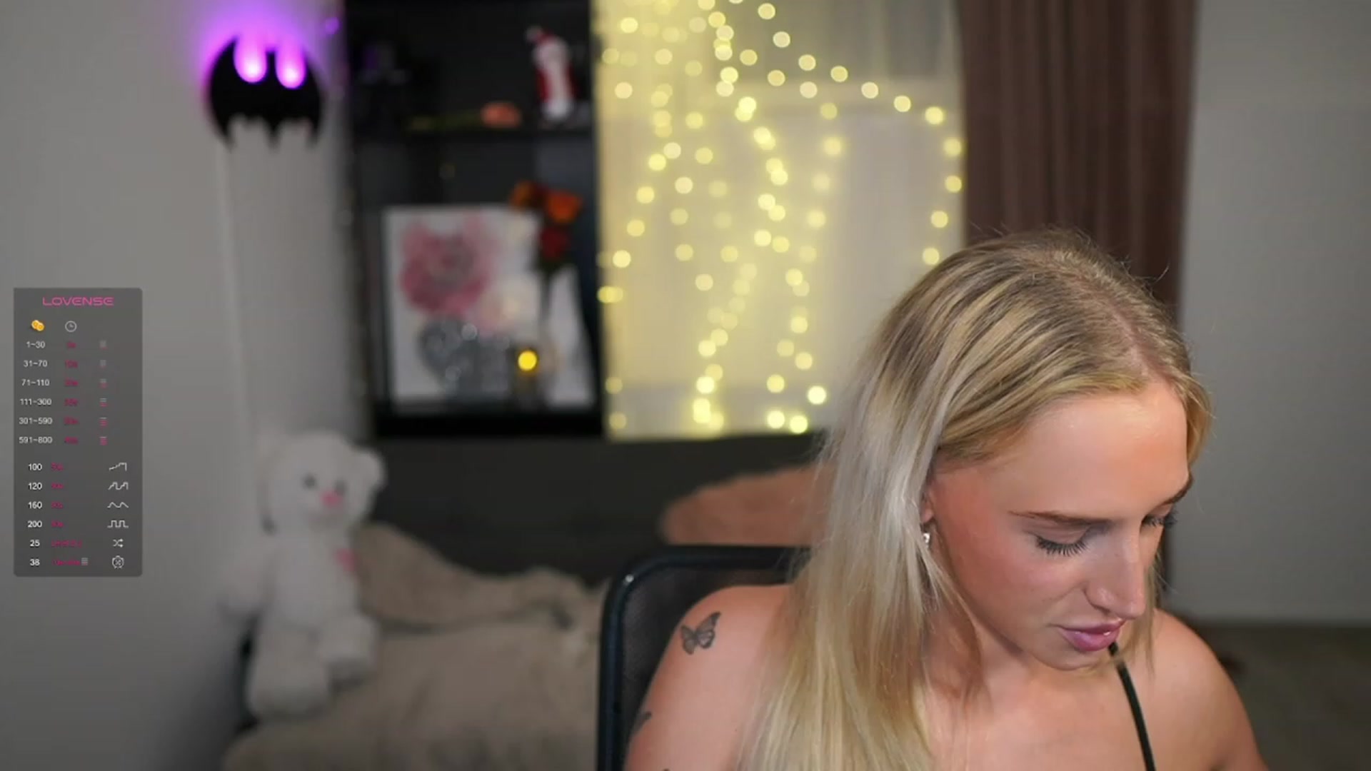 Gallery image thumbnail from NicoletteShea's myfreecams stream on, 01/02/2024, 18:38 image 19 of 20