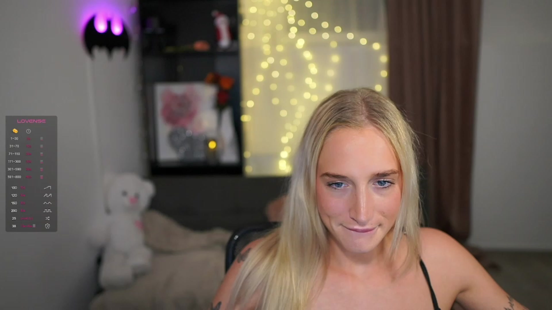 Gallery image thumbnail from NicoletteShea's myfreecams stream on, 01/02/2024, 19:01 image 16 of 20