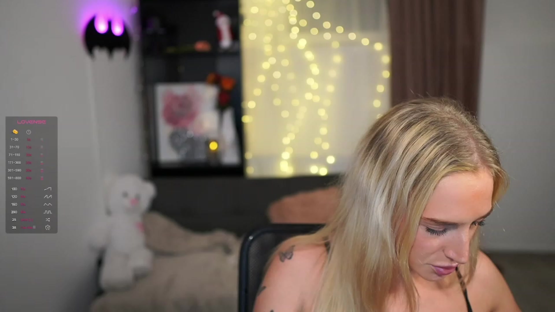 Gallery image thumbnail from NicoletteShea's myfreecams stream on, 01/02/2024, 19:01 image 5 of 20