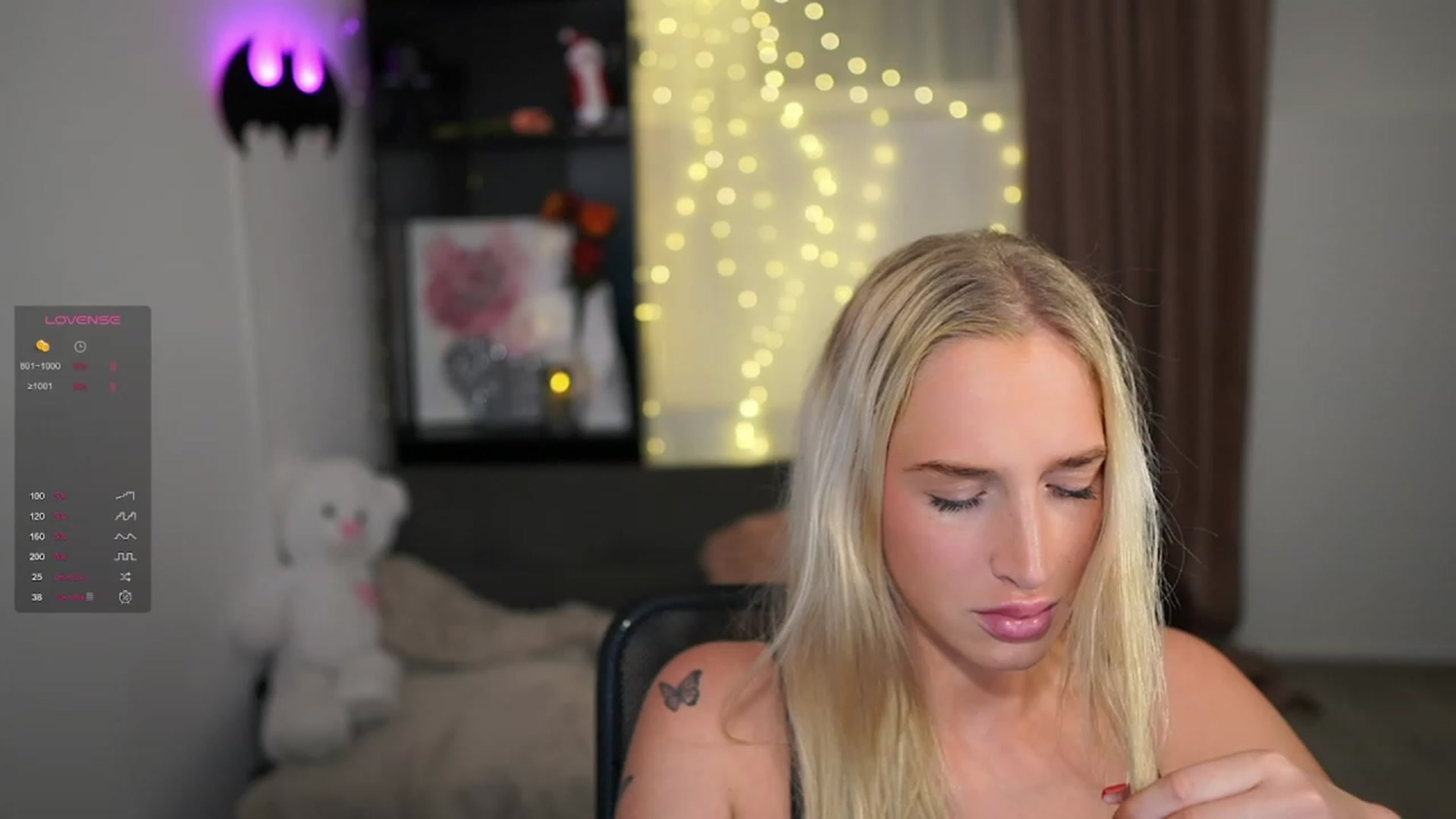 Gallery image thumbnail from NicoletteShea's myfreecams stream on, 01/02/2024, 19:01 image 14 of 20