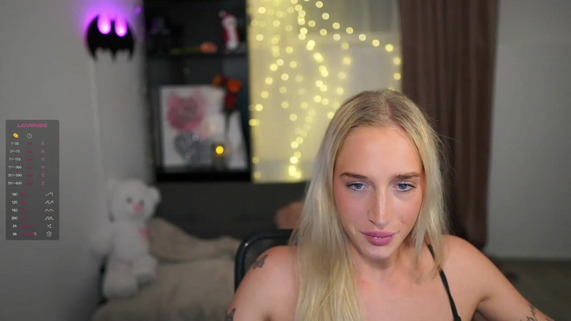 Gallery image thumbnail from NicoletteShea's myfreecams stream on, 01/02/2024, 19:01 image 13 of 20