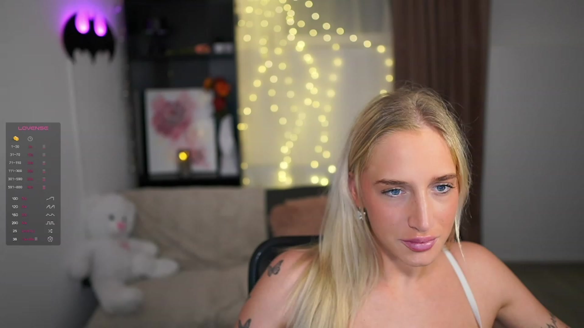 Gallery image thumbnail from NicoletteShea's myfreecams stream on, 01/04/2024, 15:51 image 16 of 20
