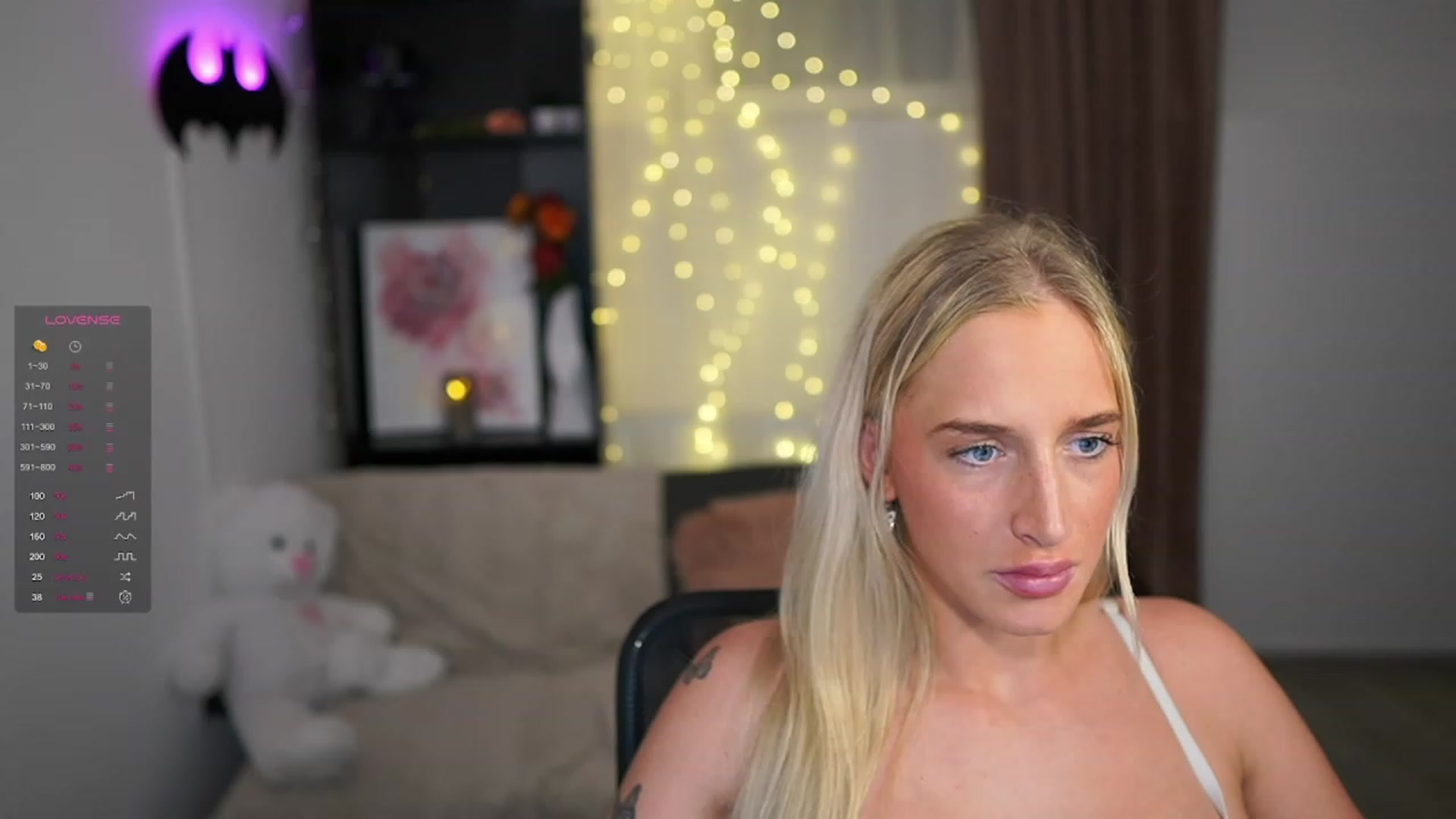 Gallery image thumbnail from NicoletteShea's myfreecams stream on, 01/04/2024, 15:51 image 19 of 20