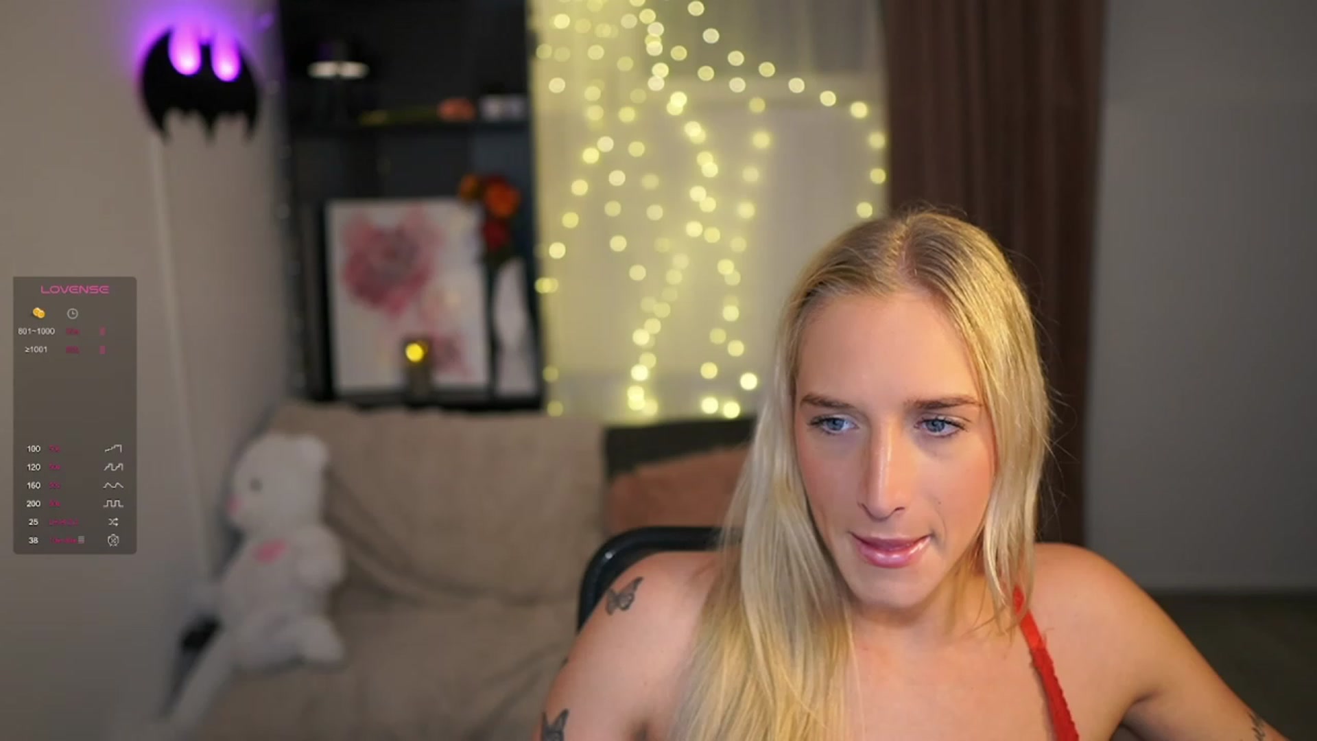 Gallery image thumbnail from NicoletteShea's myfreecams stream on, 01/05/2024, 10:17 image 10 of 20