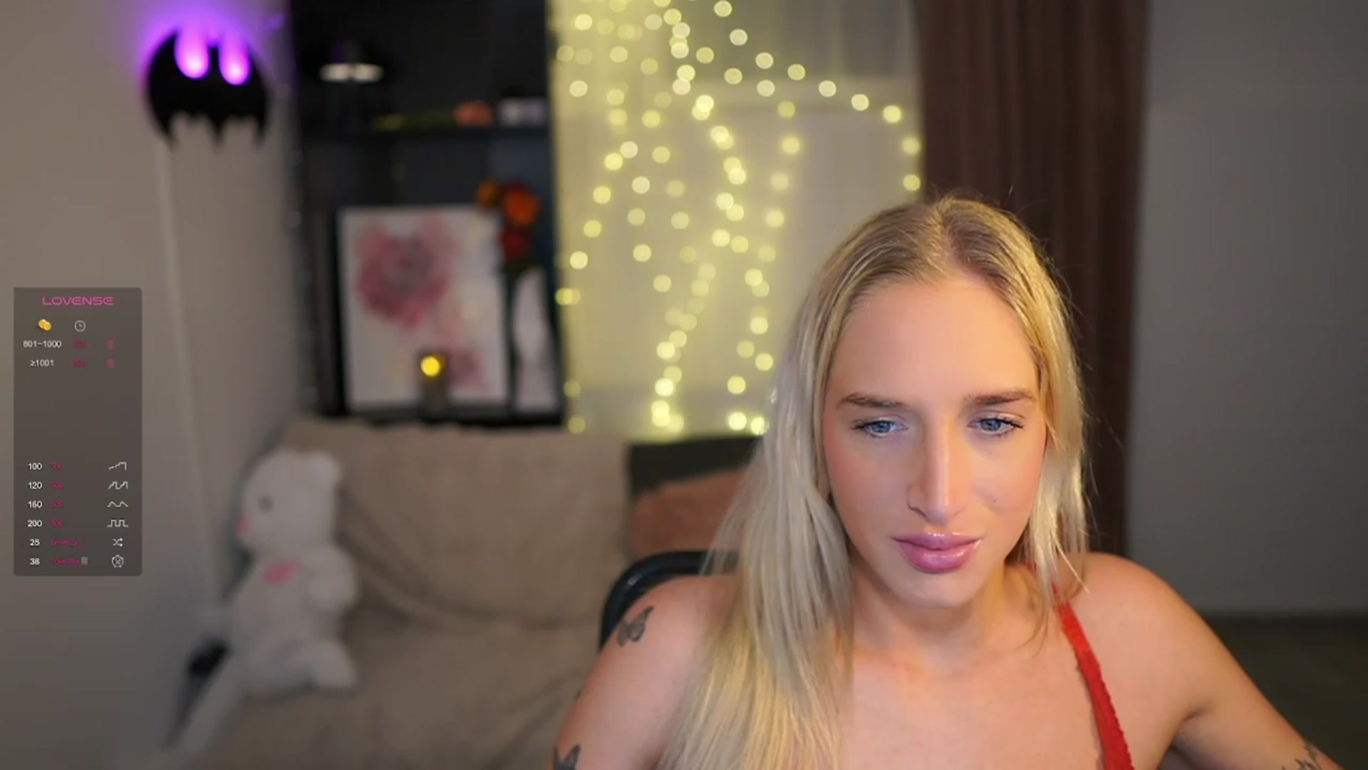 Gallery image thumbnail from NicoletteShea's myfreecams stream on, 01/05/2024, 10:17 image 6 of 20