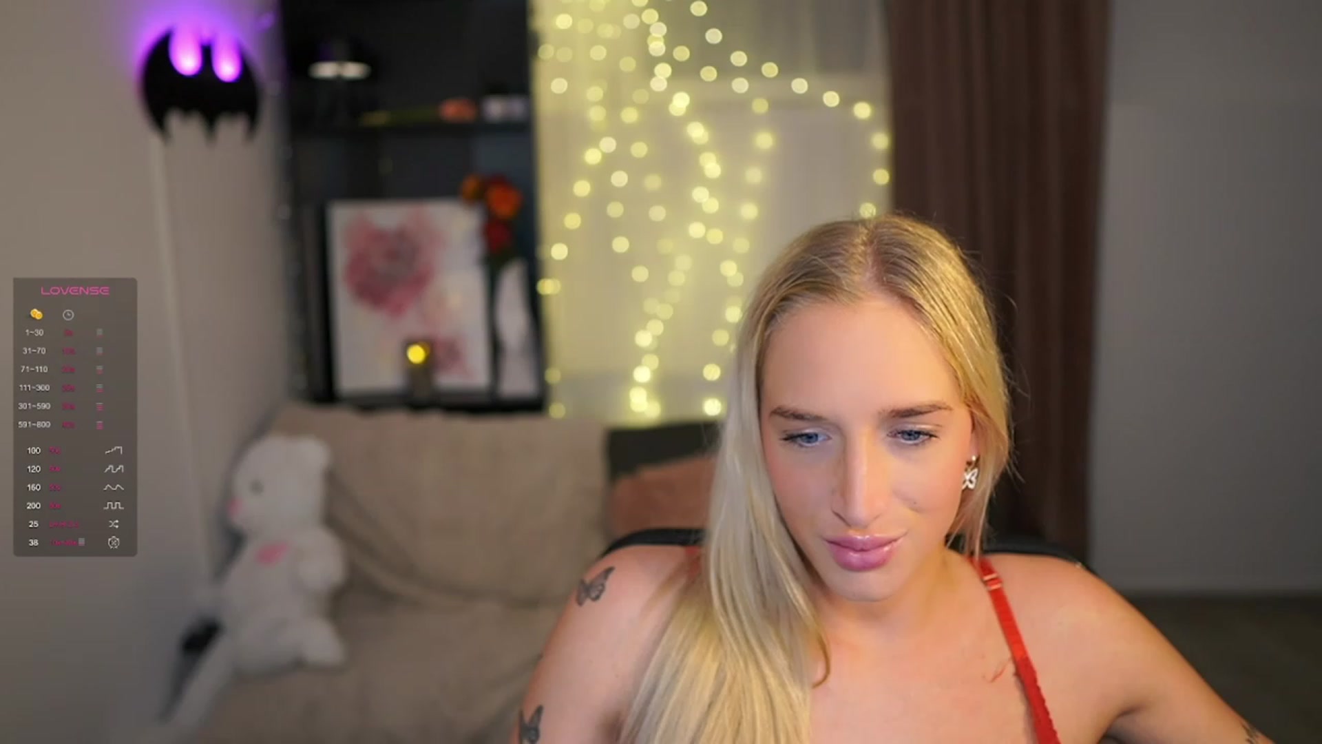 Gallery image thumbnail from NicoletteShea's myfreecams stream on, 01/05/2024, 10:17 image 14 of 20
