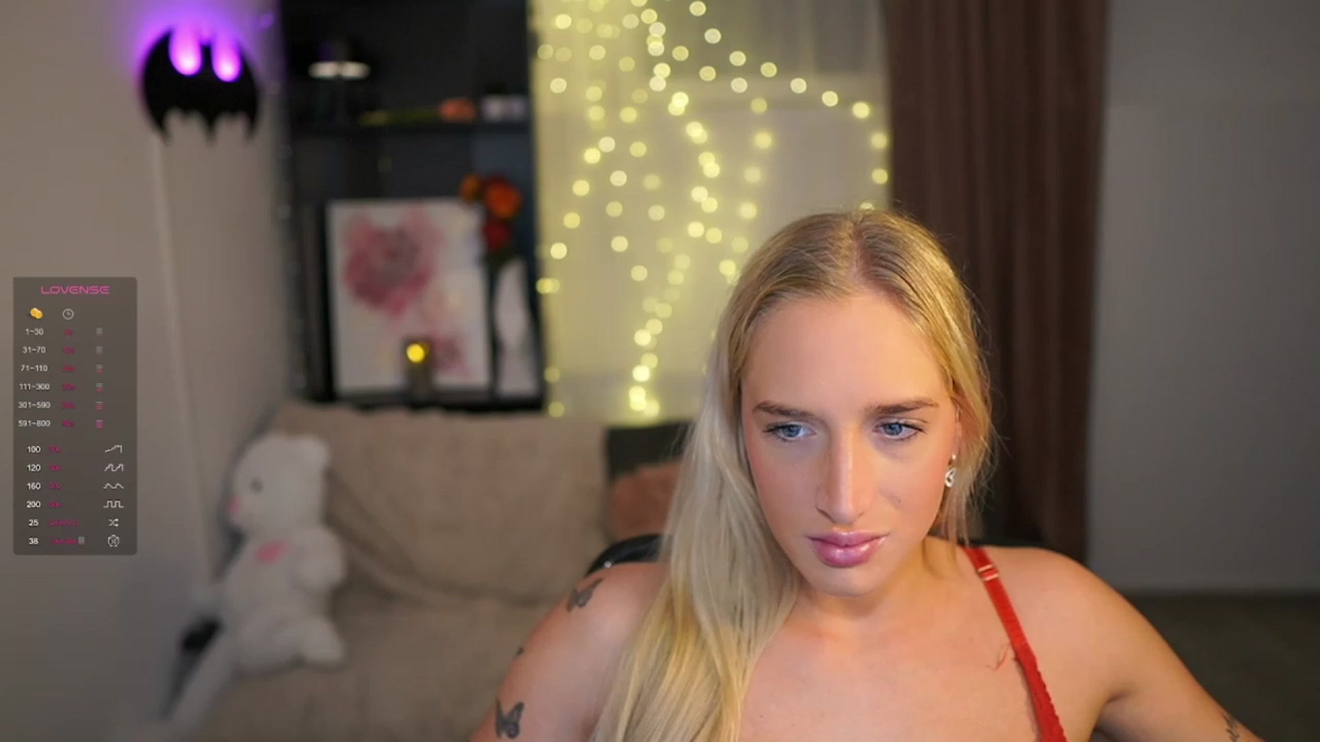Gallery image thumbnail from NicoletteShea's myfreecams stream on, 01/05/2024, 10:17 image 17 of 20