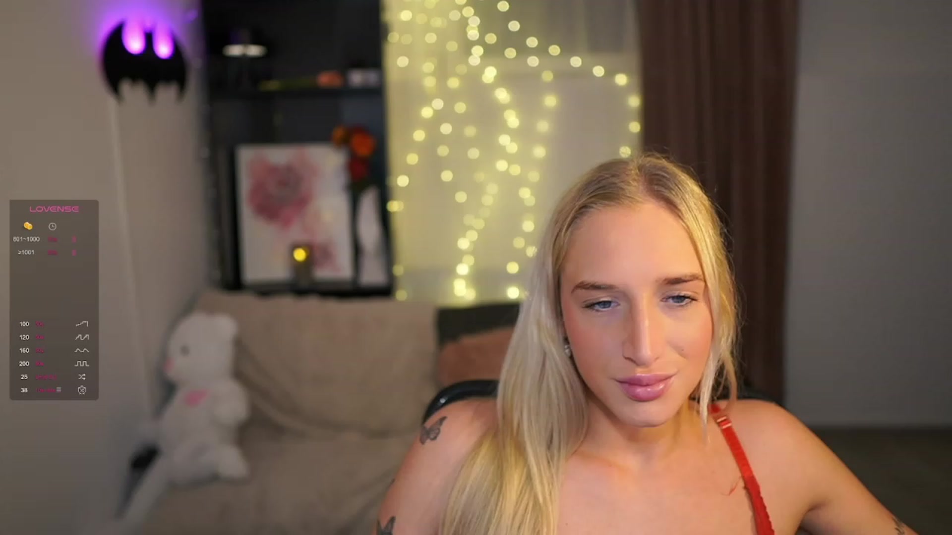 Gallery image thumbnail from NicoletteShea's myfreecams stream on, 01/05/2024, 10:17 image 18 of 20