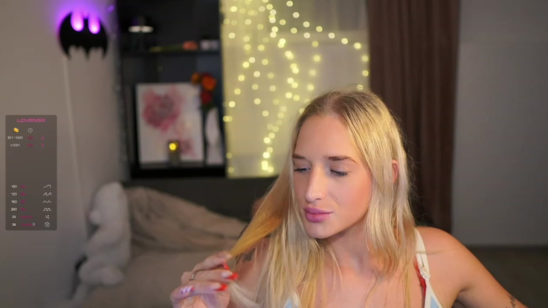 Gallery image thumbnail from NicoletteShea's myfreecams stream on, 01/05/2024, 14:03 image 14 of 20