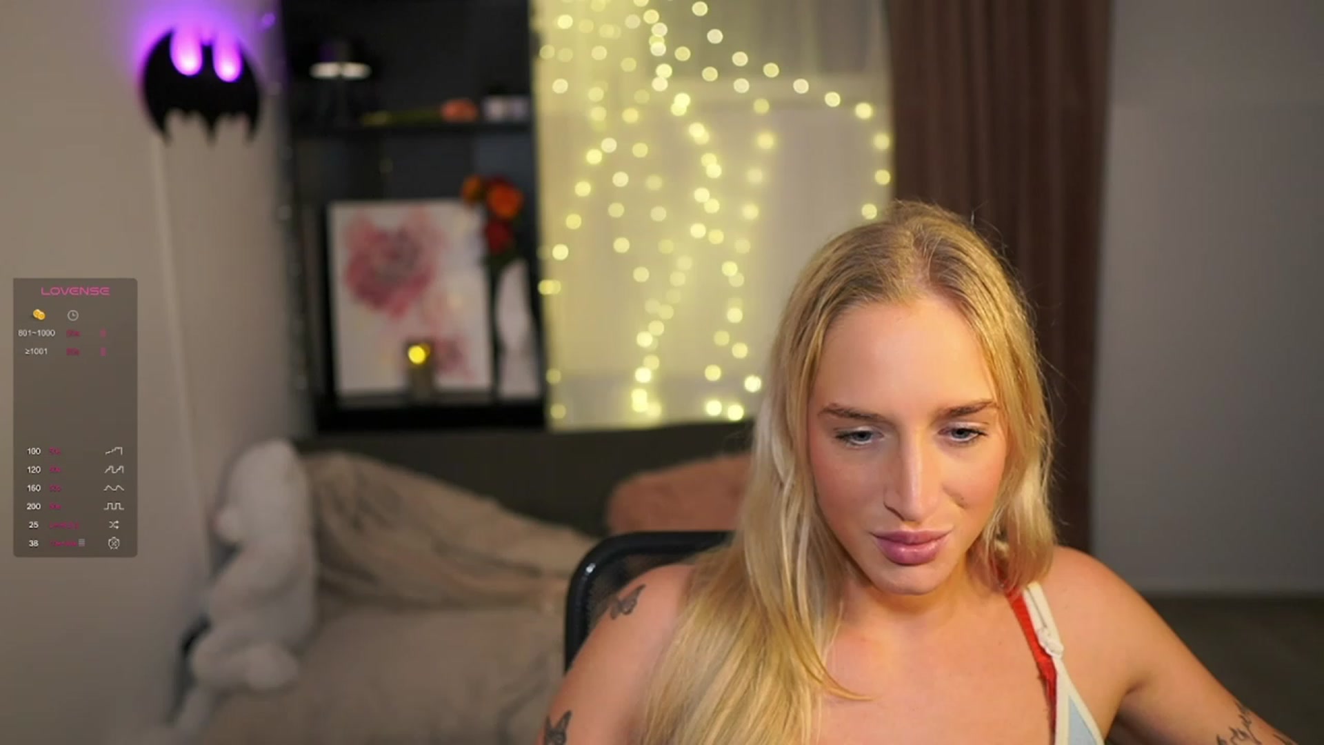 Gallery image thumbnail from NicoletteShea's myfreecams stream on, 01/05/2024, 14:03 image 1 of 20