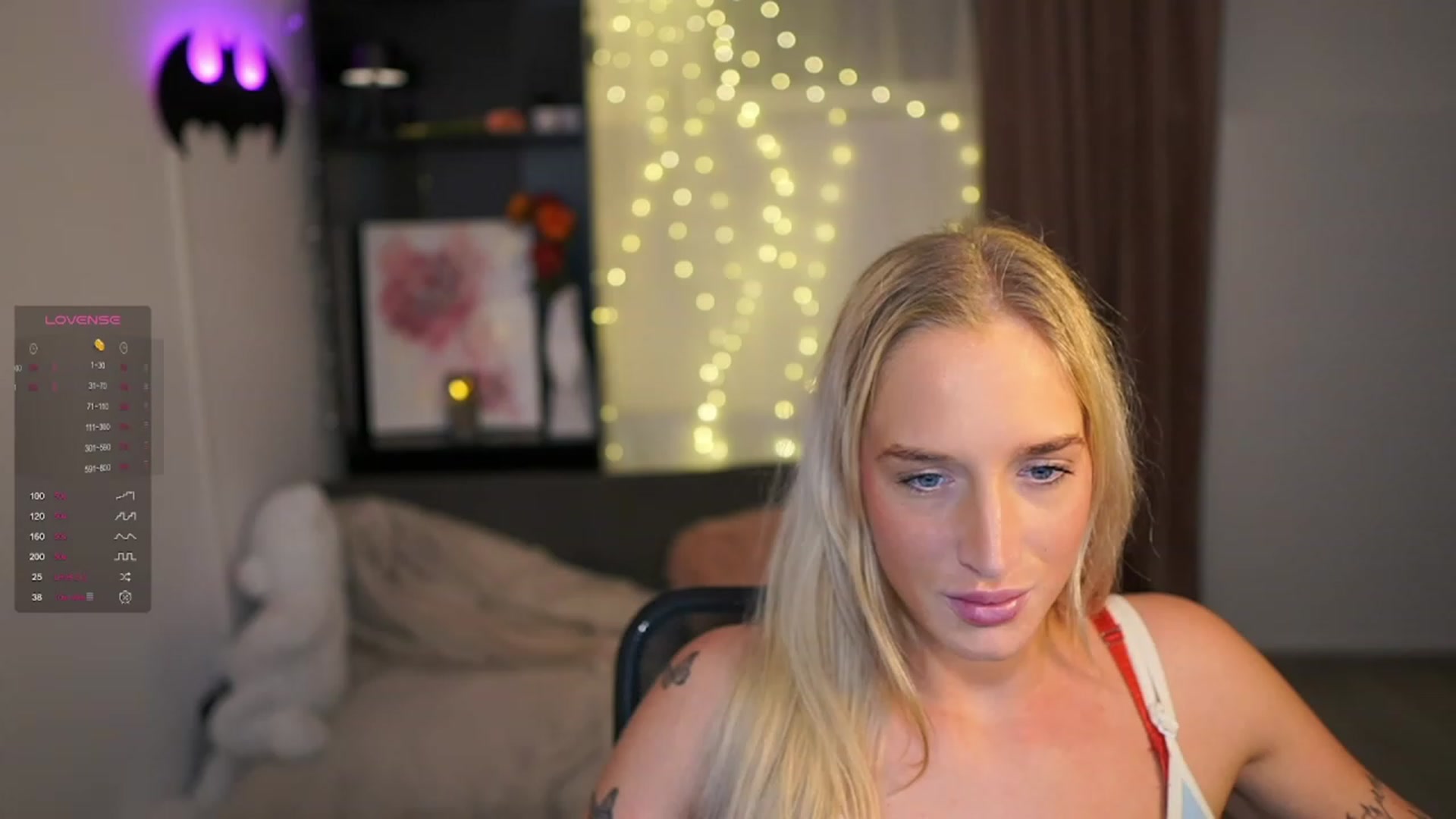 Gallery image thumbnail from NicoletteShea's myfreecams stream on, 01/05/2024, 14:03 image 7 of 20
