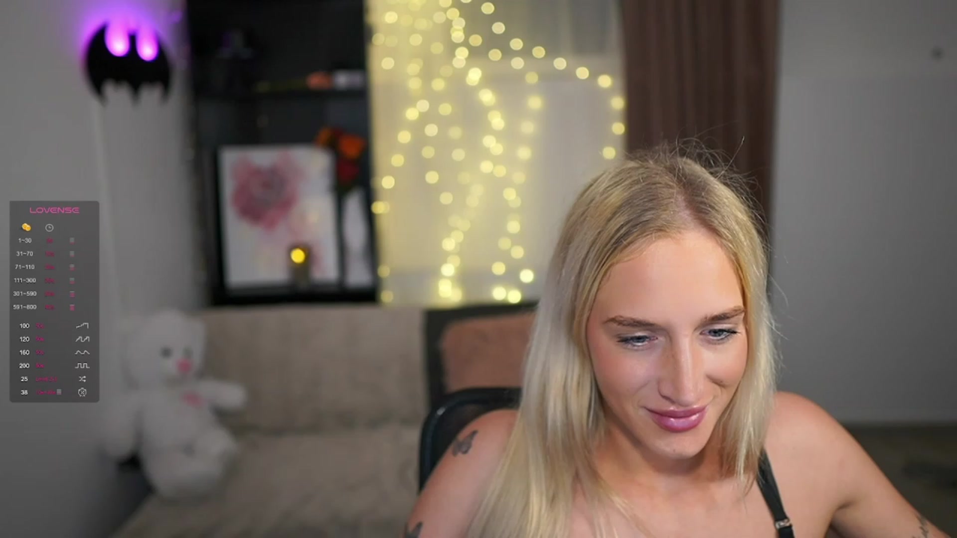 Gallery image thumbnail from NicoletteShea's myfreecams stream on, 01/08/2024, 15:06 image 11 of 20
