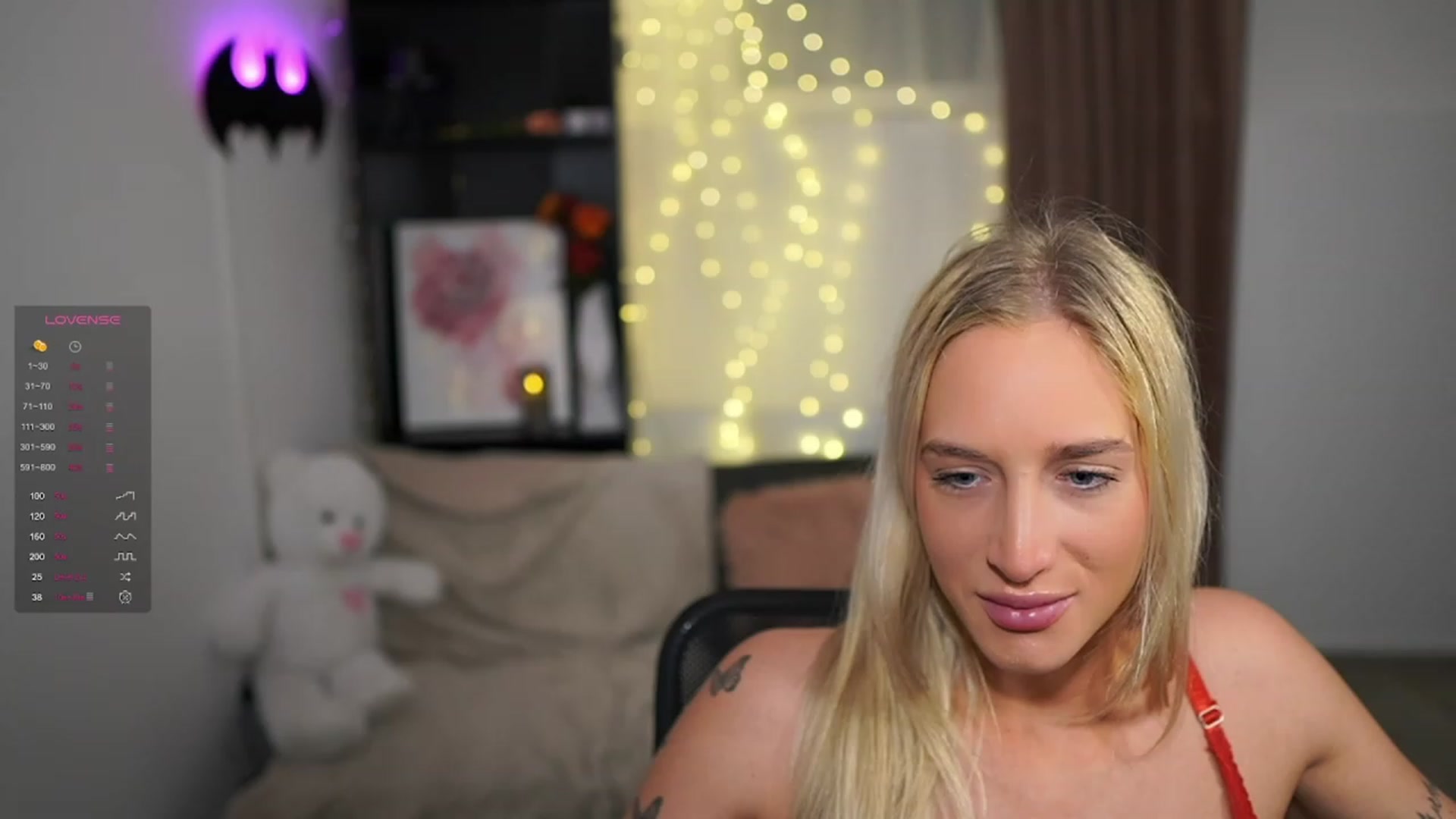 Gallery image thumbnail from NicoletteShea's myfreecams stream on, 01/10/2024, 10:04 image 6 of 20