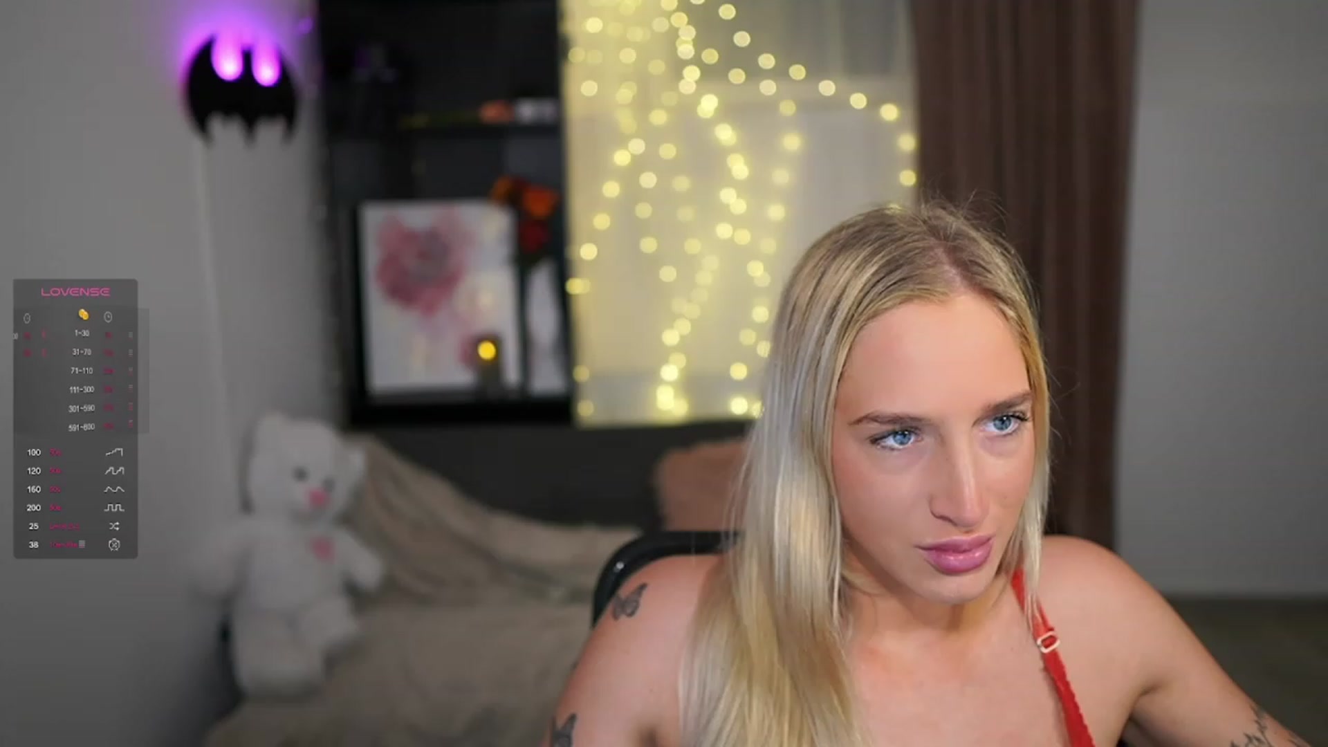 Gallery image thumbnail from NicoletteShea's myfreecams stream on, 01/10/2024, 10:04 image 13 of 20