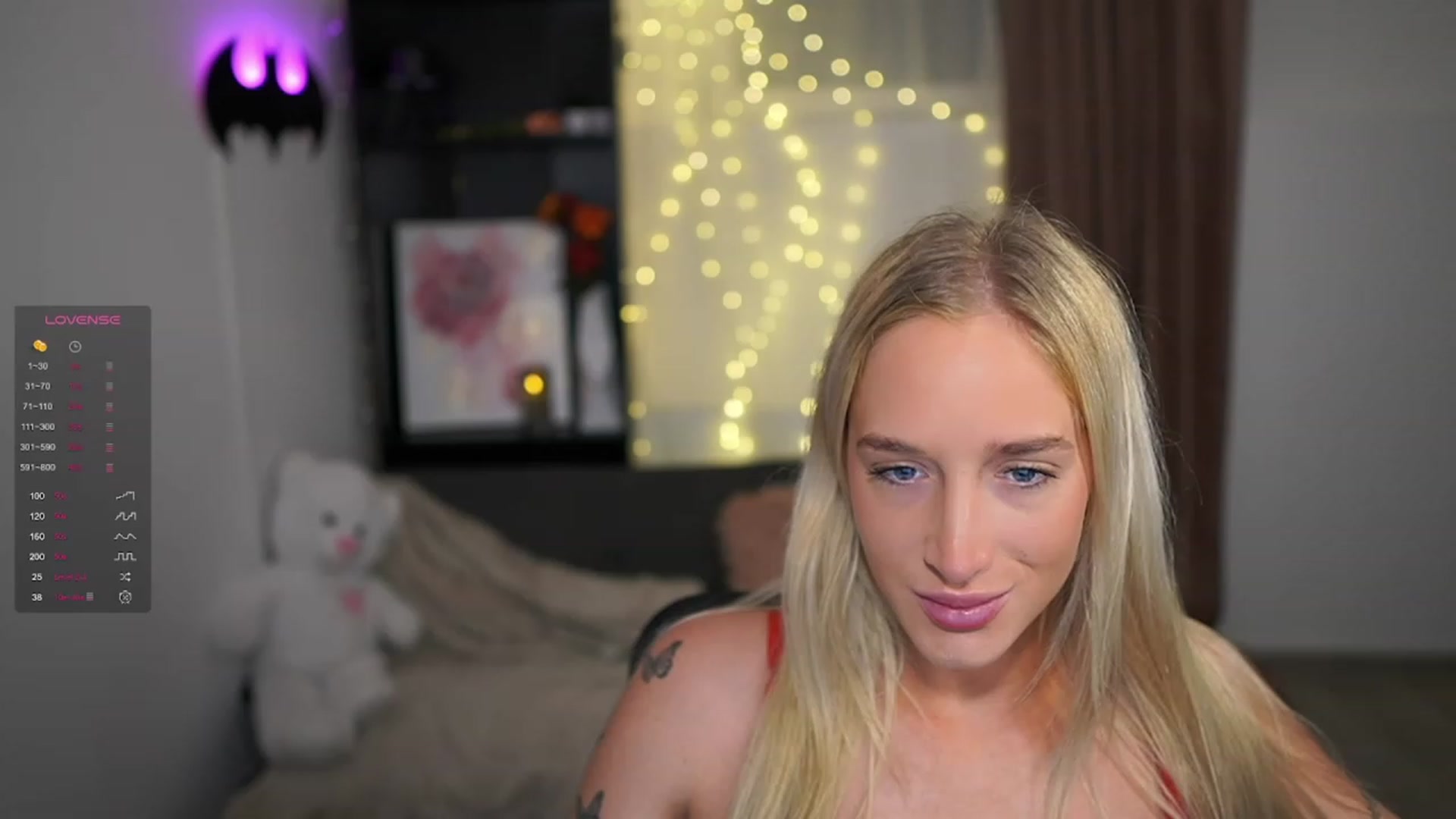 Gallery image thumbnail from NicoletteShea's myfreecams stream on, 01/10/2024, 10:04 image 12 of 20