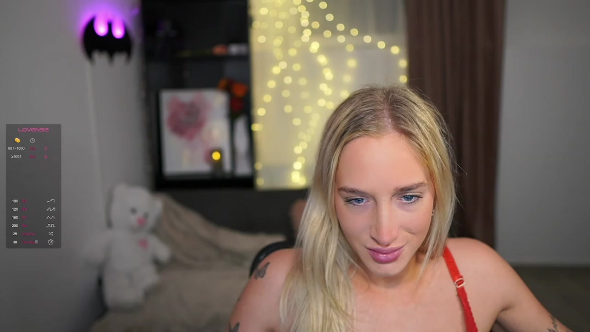 Gallery image thumbnail from NicoletteShea's myfreecams stream on, 01/10/2024, 10:04 image 11 of 20