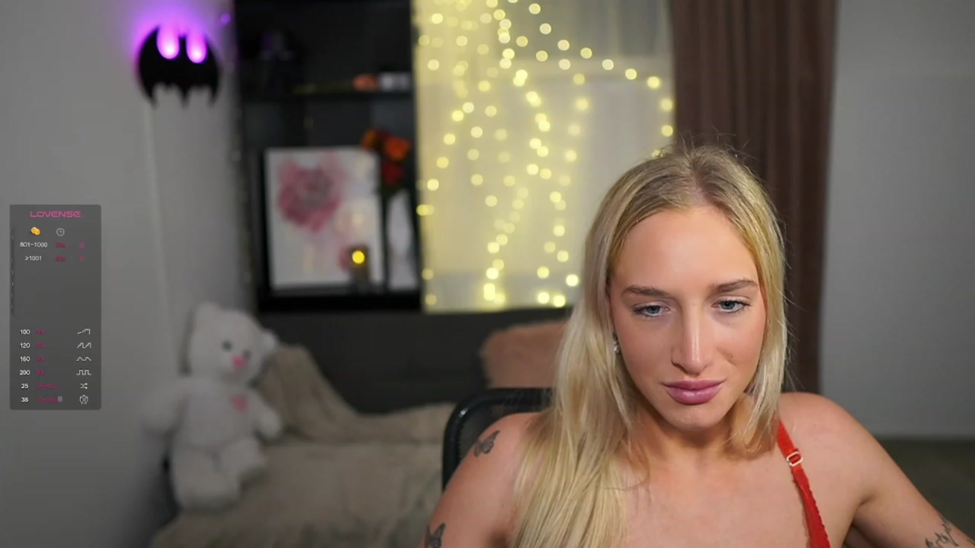 Gallery image thumbnail from NicoletteShea's myfreecams stream on, 01/10/2024, 11:34 image 1 of 20