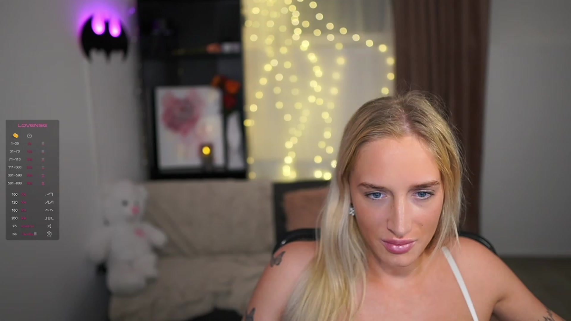 Gallery image thumbnail from NicoletteShea's myfreecams stream on, 01/11/2024, 17:30 image 19 of 20