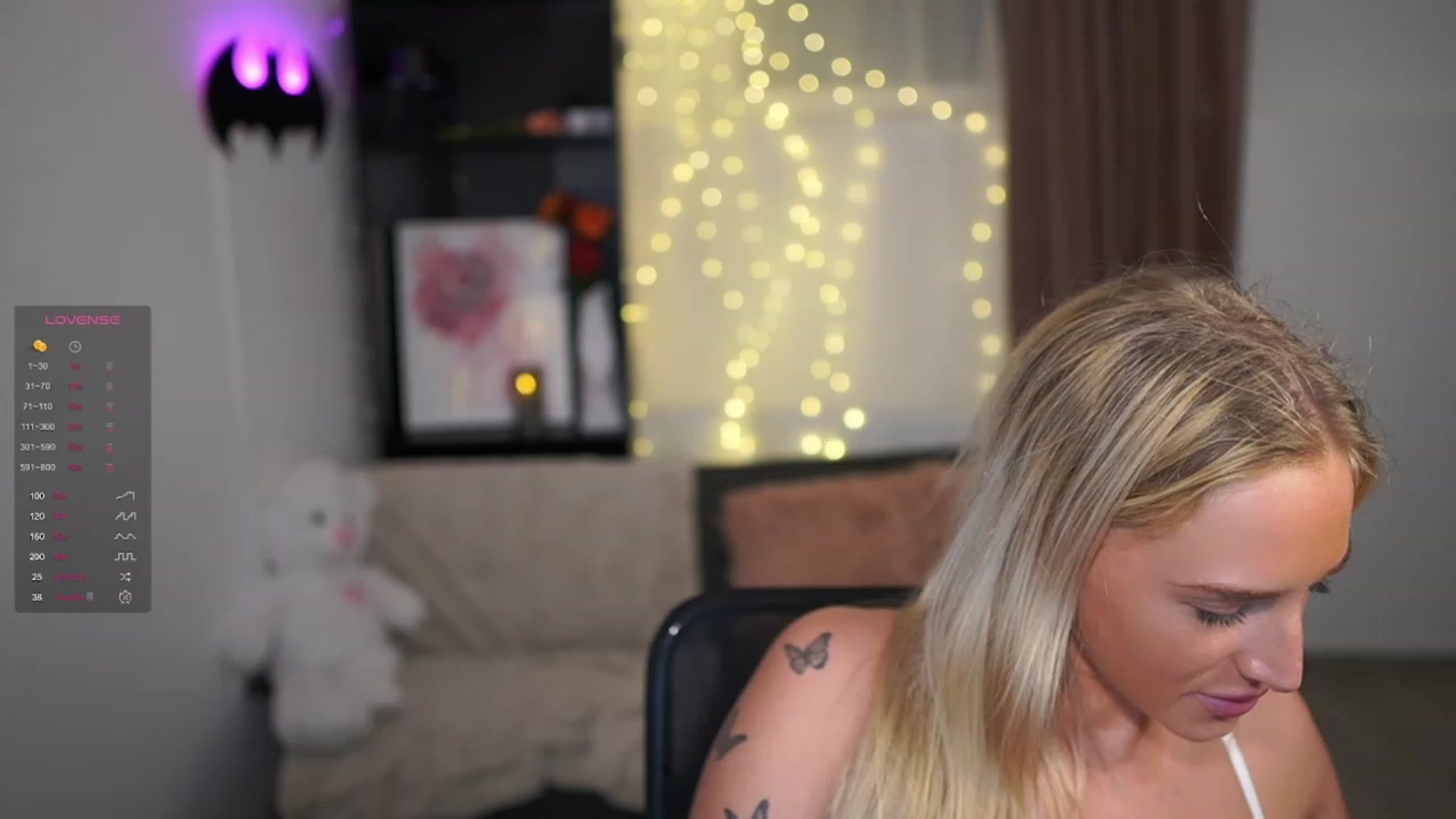 Gallery image thumbnail from NicoletteShea's myfreecams stream on, 01/11/2024, 17:30 image 16 of 20