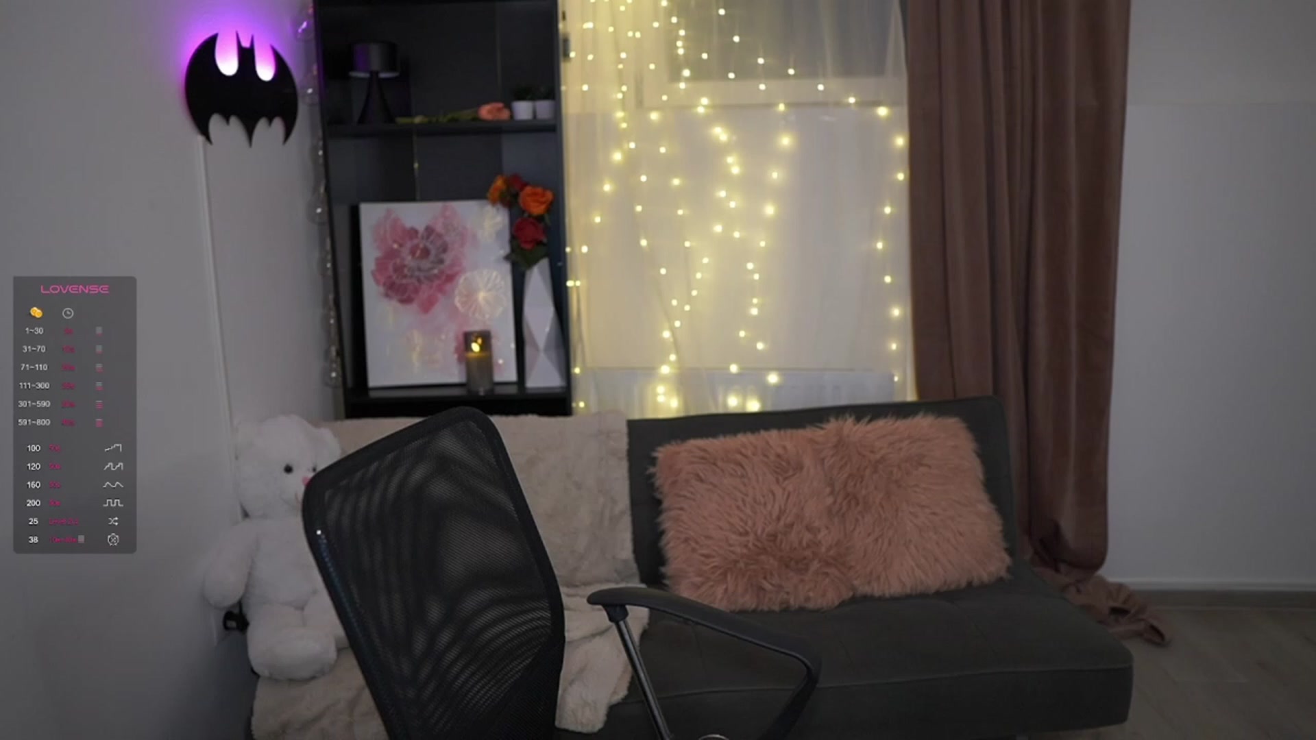 Gallery image thumbnail from NicoletteShea's myfreecams stream on, 01/11/2024, 17:30 image 17 of 20
