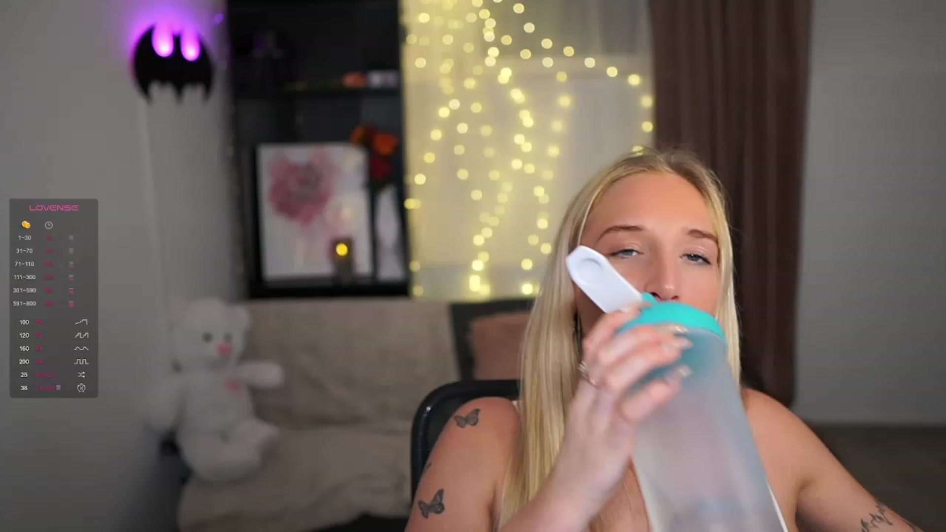 Gallery image thumbnail from NicoletteShea's myfreecams stream on, 01/11/2024, 17:30 image 9 of 20