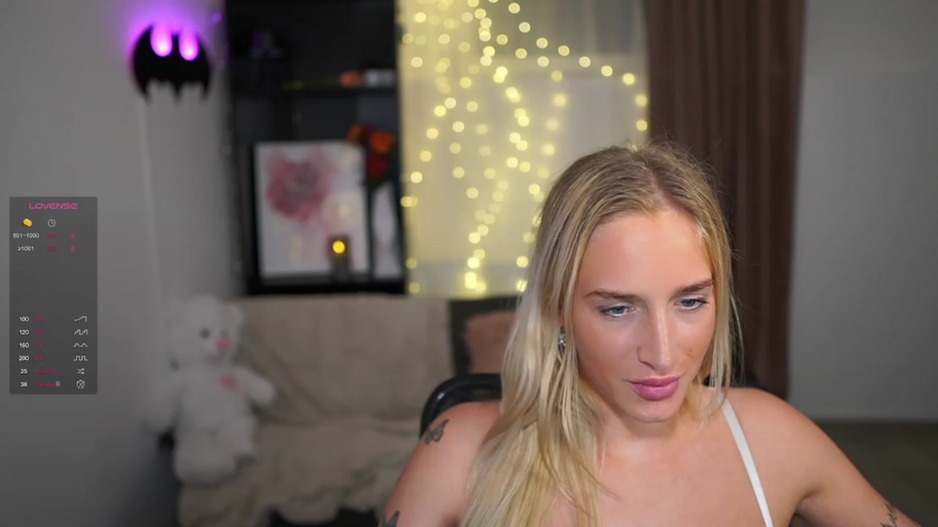 Gallery image thumbnail from NicoletteShea's myfreecams stream on, 01/11/2024, 18:21 image 5 of 20
