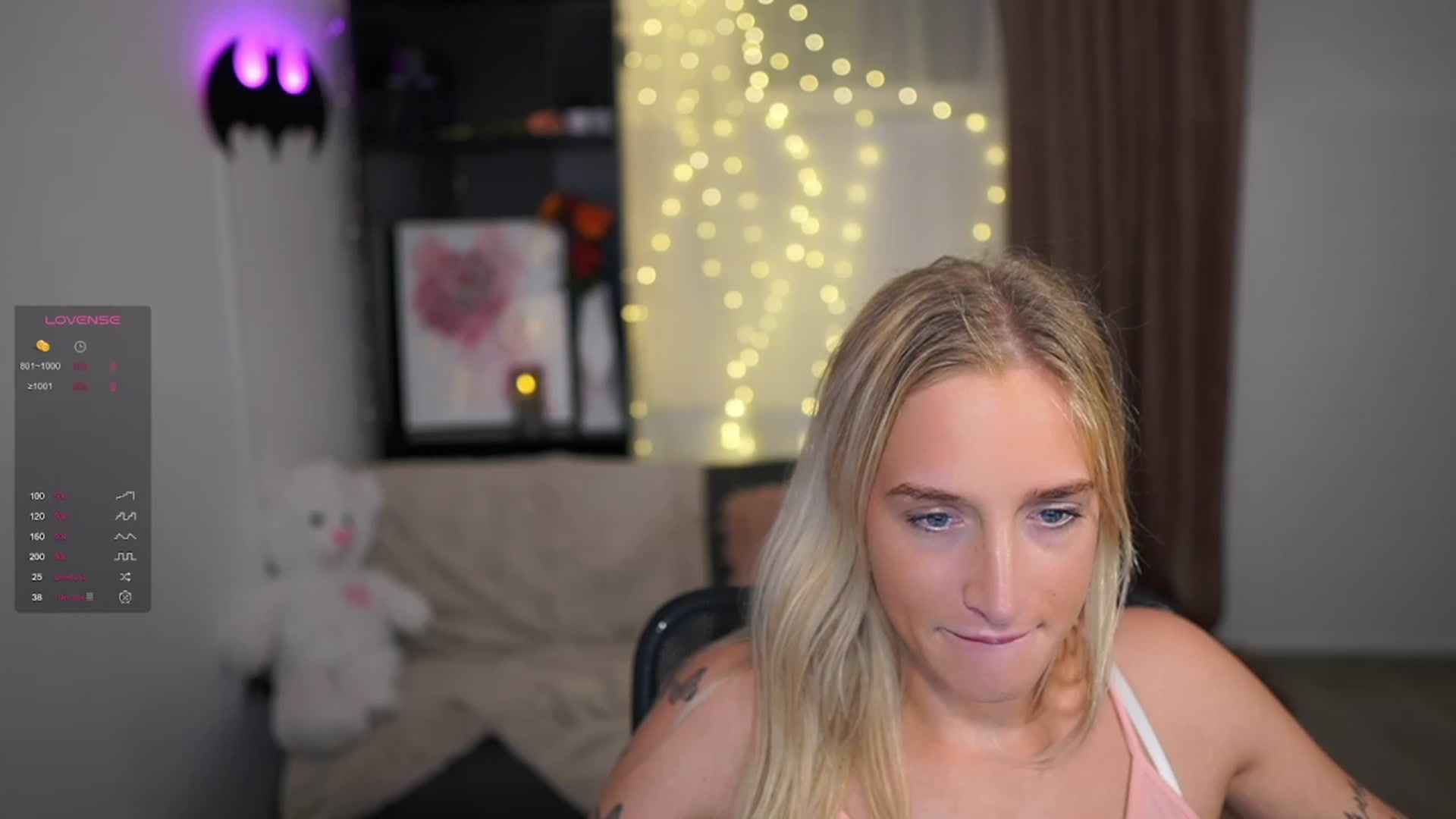 Gallery image thumbnail from NicoletteShea's myfreecams stream on, 01/11/2024, 20:21 image 9 of 20