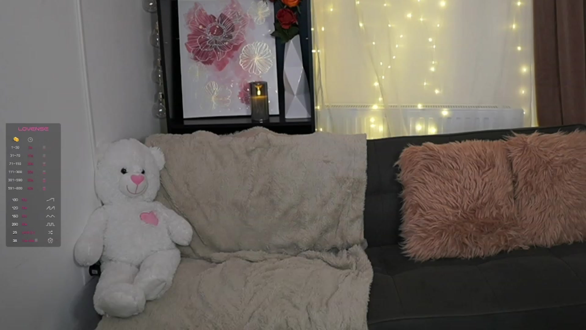 Gallery image thumbnail from NicoletteShea's myfreecams stream on, 01/12/2024, 18:17 image 6 of 20