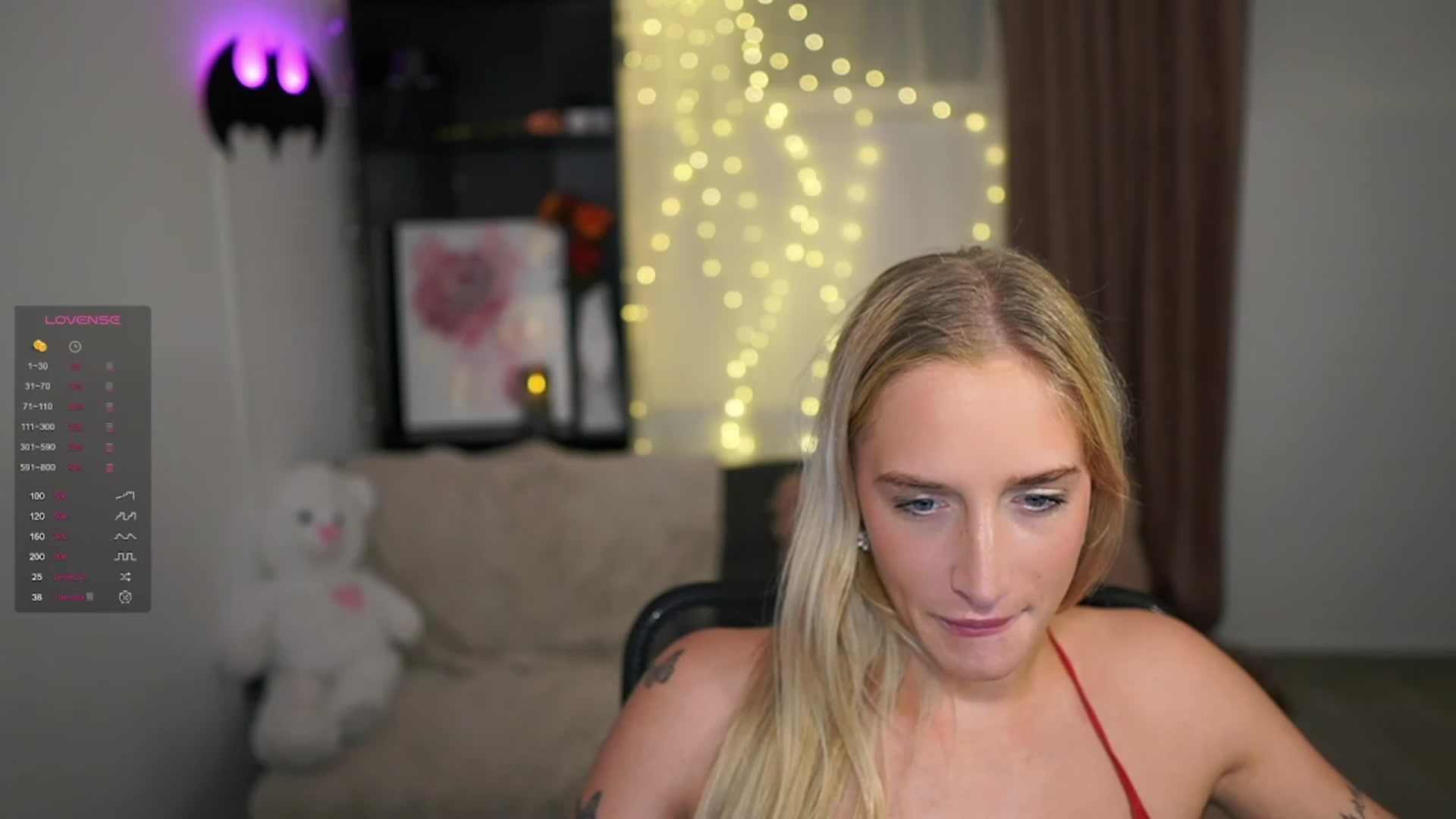 Gallery image thumbnail from NicoletteShea's myfreecams stream on, 01/12/2024, 18:17 image 8 of 20