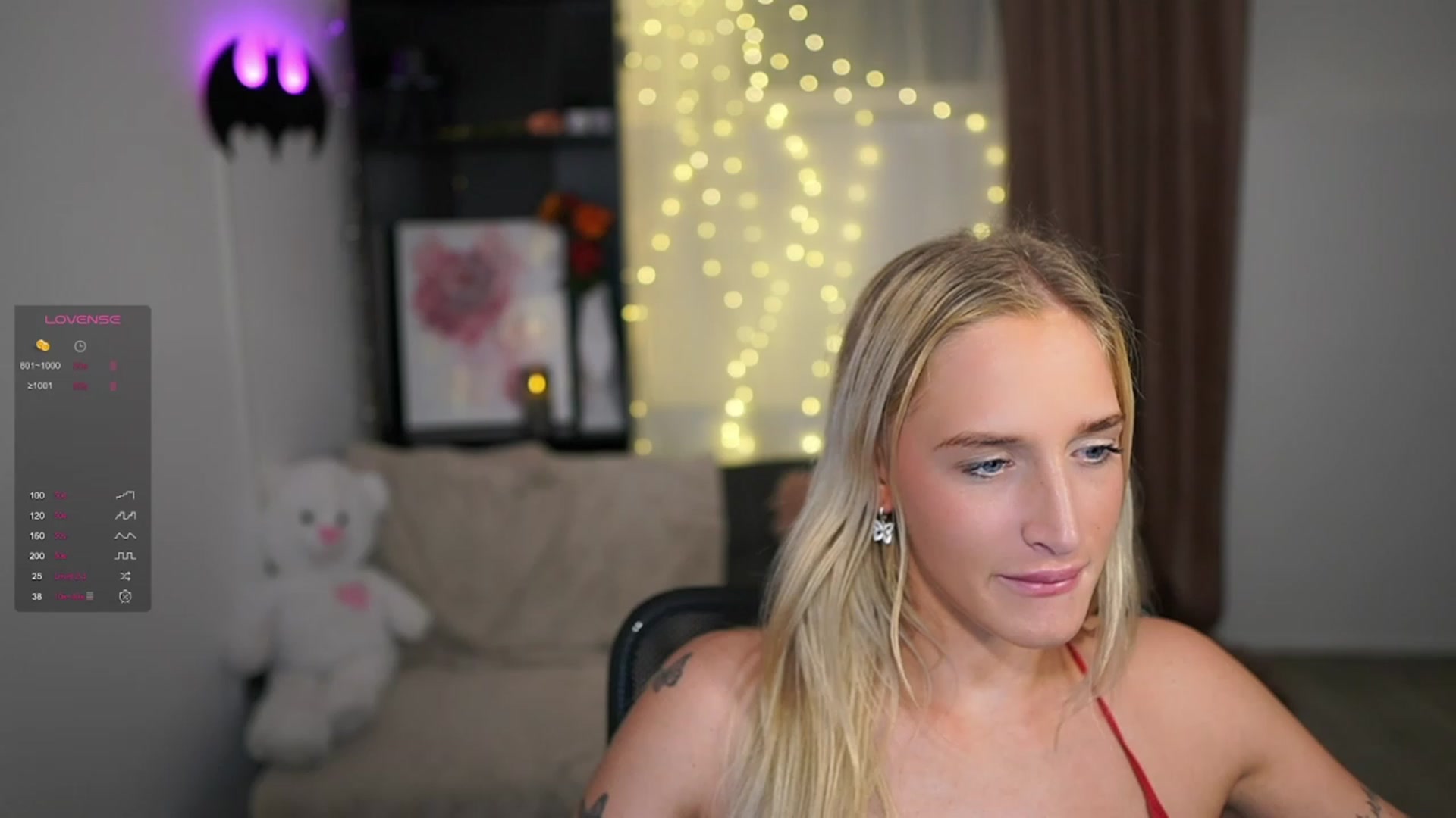 Gallery image thumbnail from NicoletteShea's myfreecams stream on, 01/12/2024, 18:17 image 14 of 20