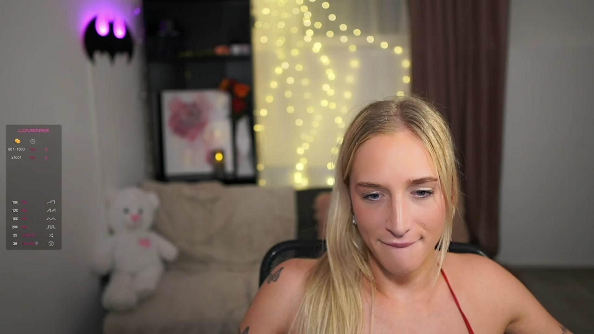 Gallery image thumbnail from NicoletteShea's myfreecams stream on, 01/12/2024, 19:34 image 9 of 20