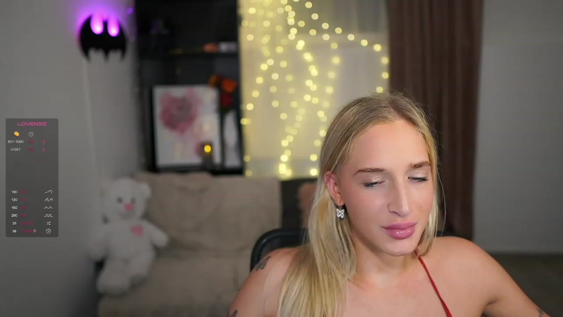 Gallery image thumbnail from NicoletteShea's myfreecams stream on, 01/12/2024, 19:34 image 15 of 20