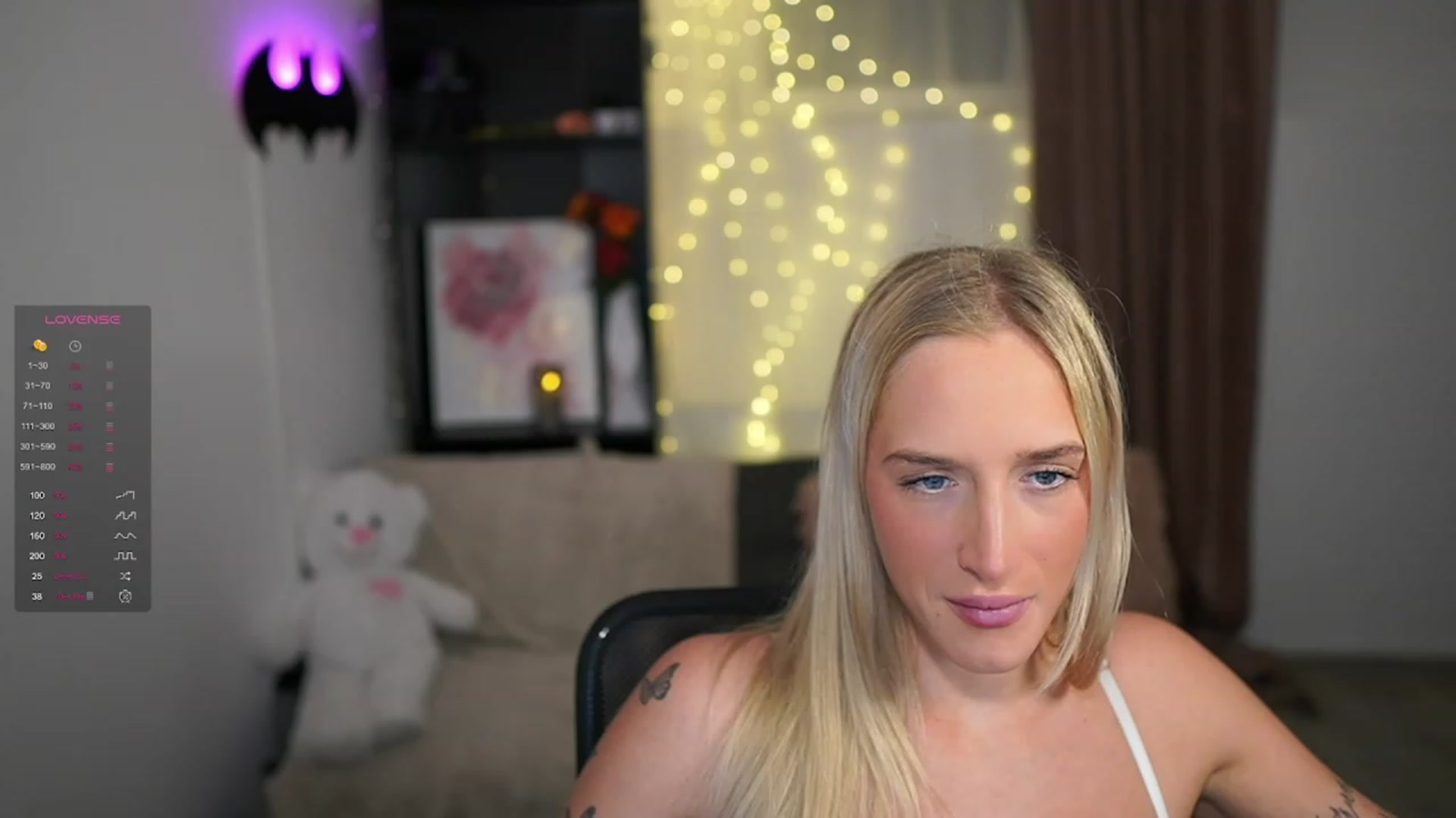 Gallery image thumbnail from NicoletteShea's myfreecams stream on, 01/15/2024, 15:31 image 7 of 20